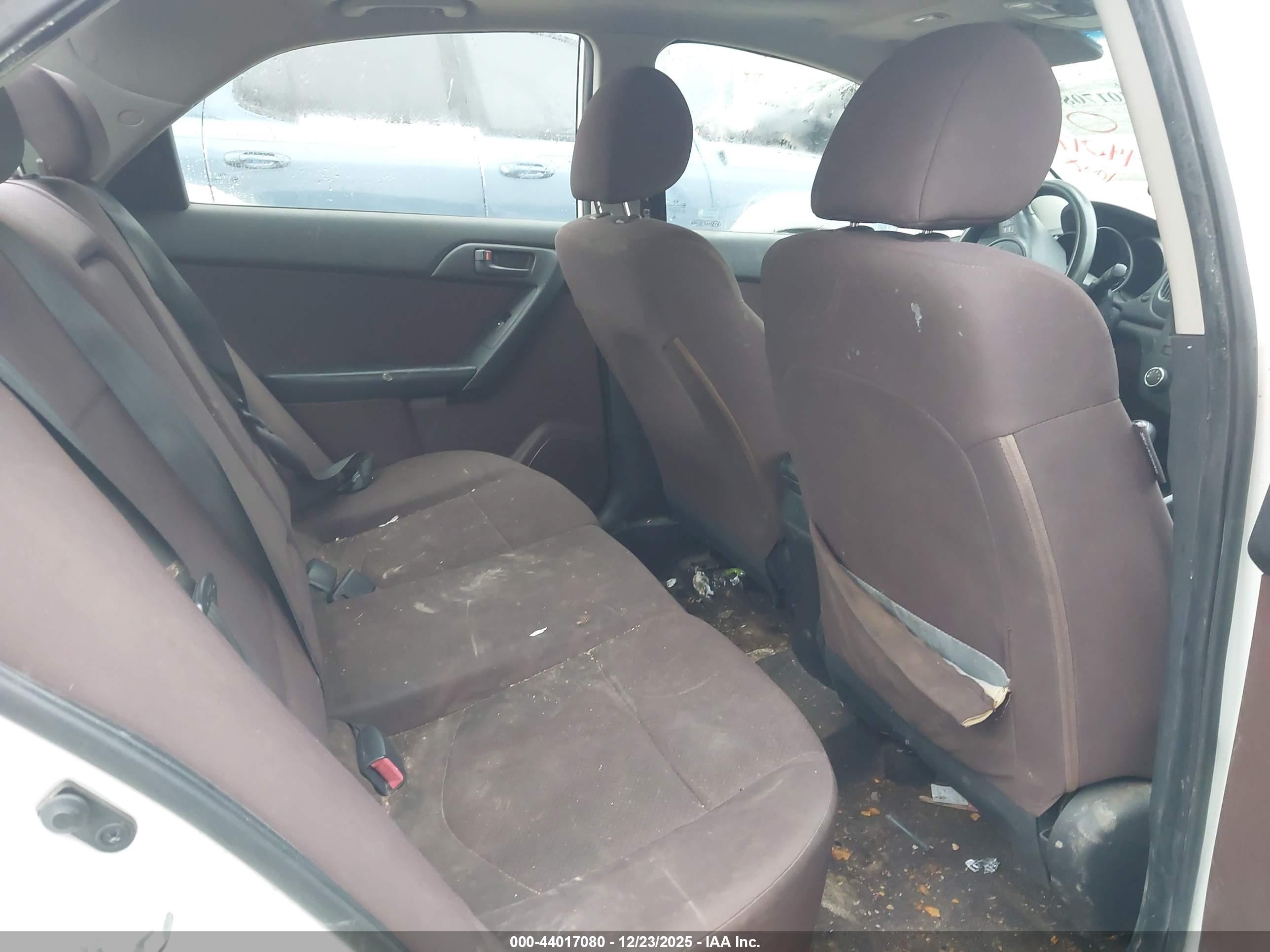 KIA FORTE image 8