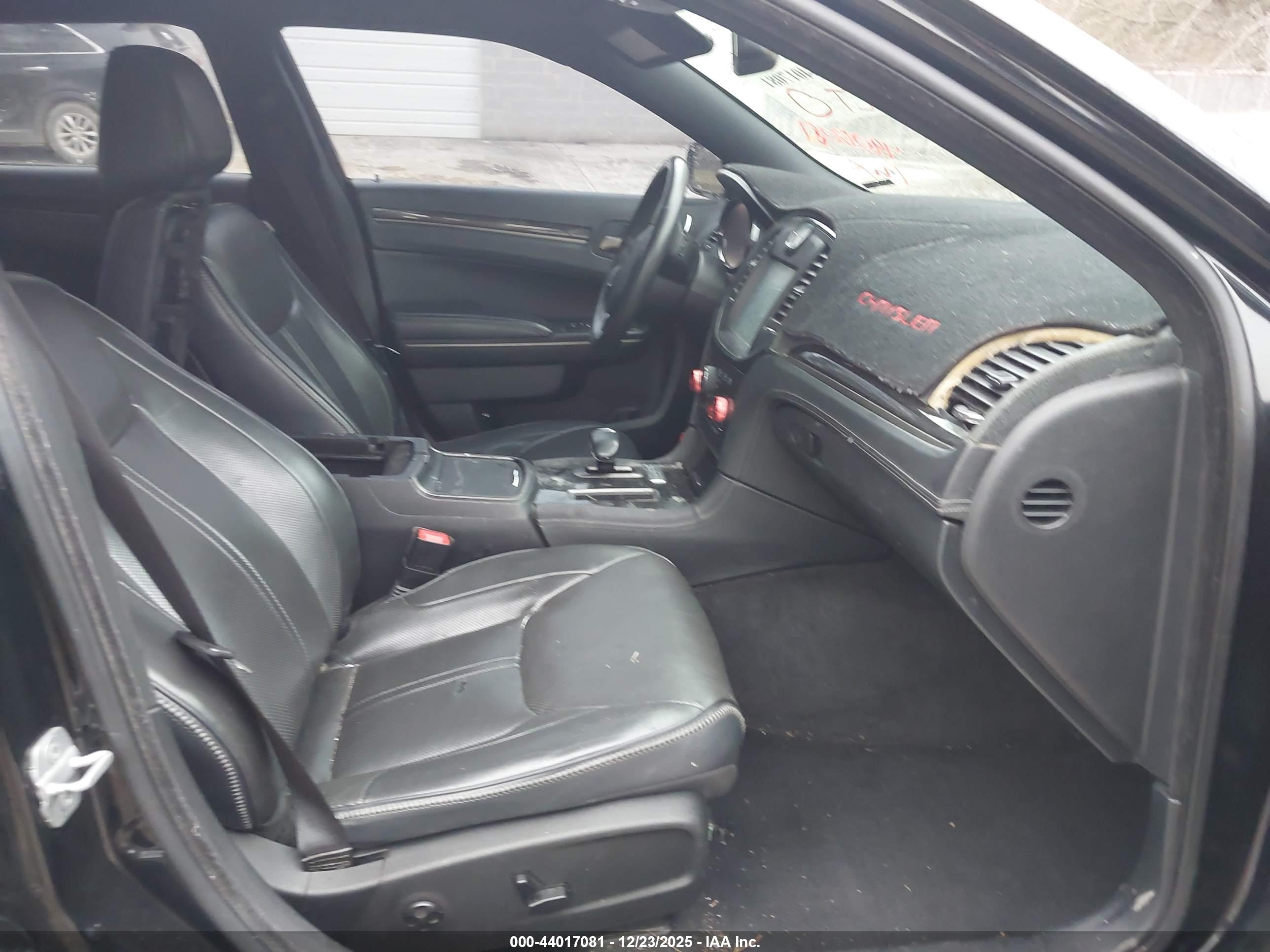 CHRYSLER 300C image 5