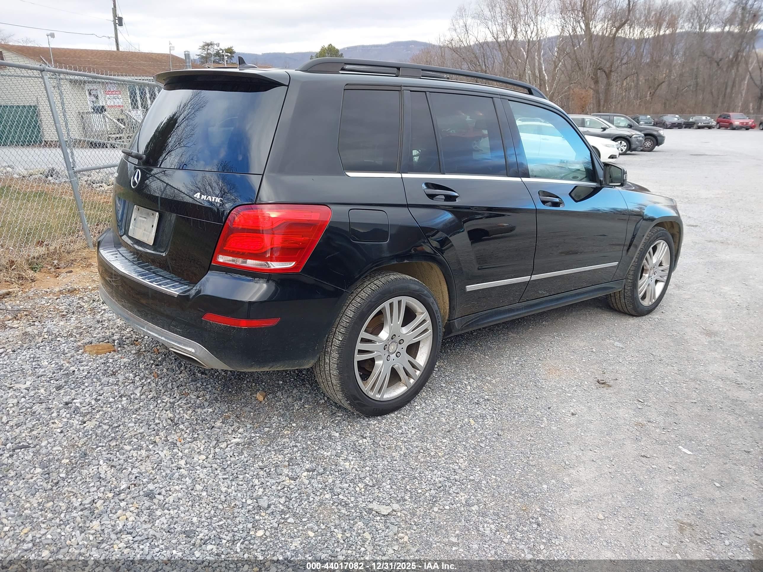 MERCEDES-BENZ GLK image 4