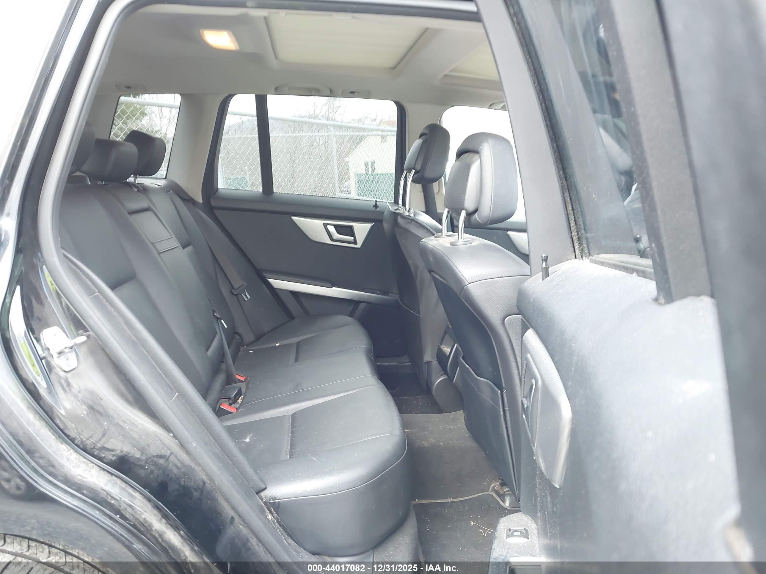 MERCEDES-BENZ GLK image 8