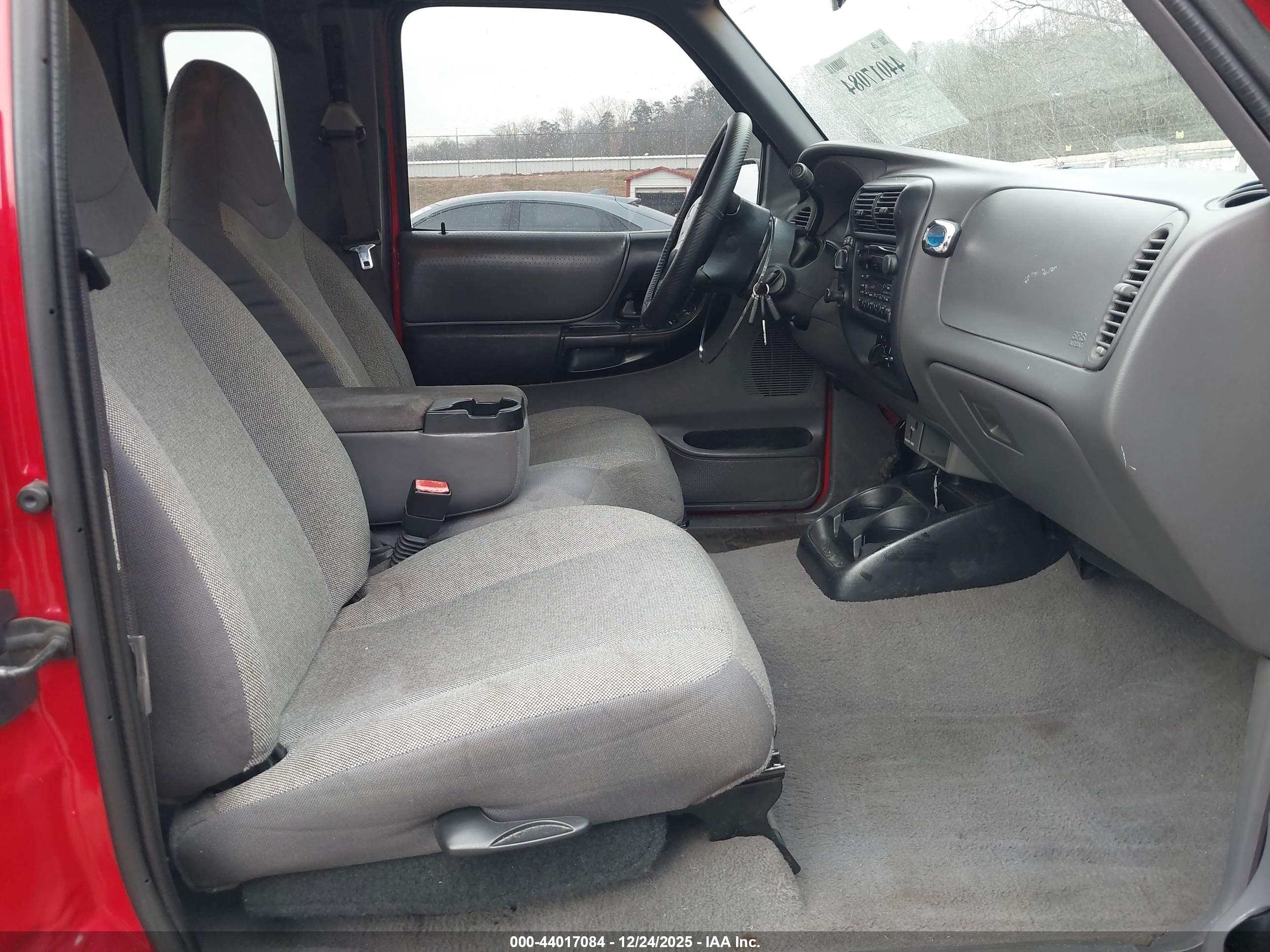 FORD RANGER image 5