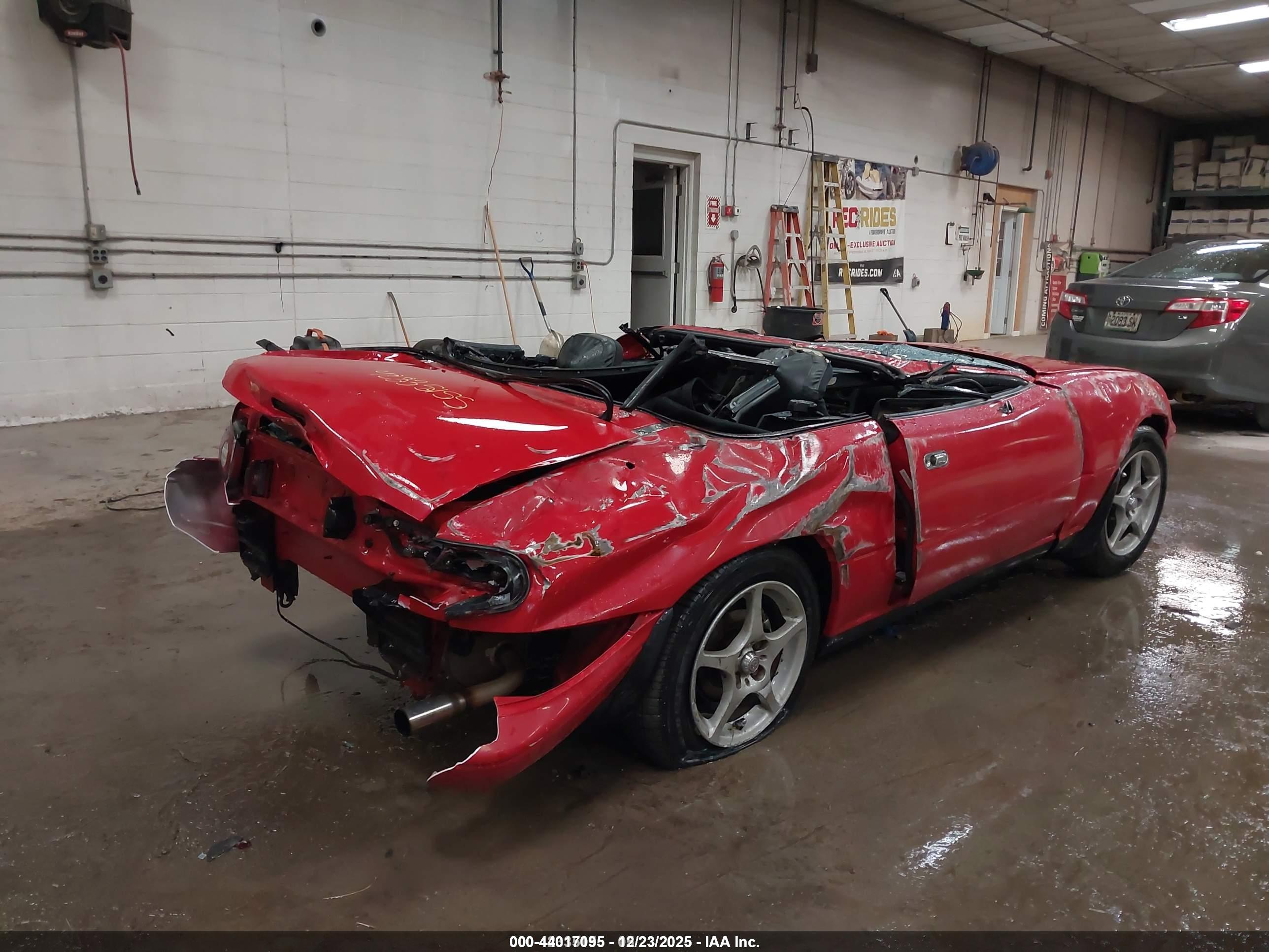 MAZDA MX-5 image 4