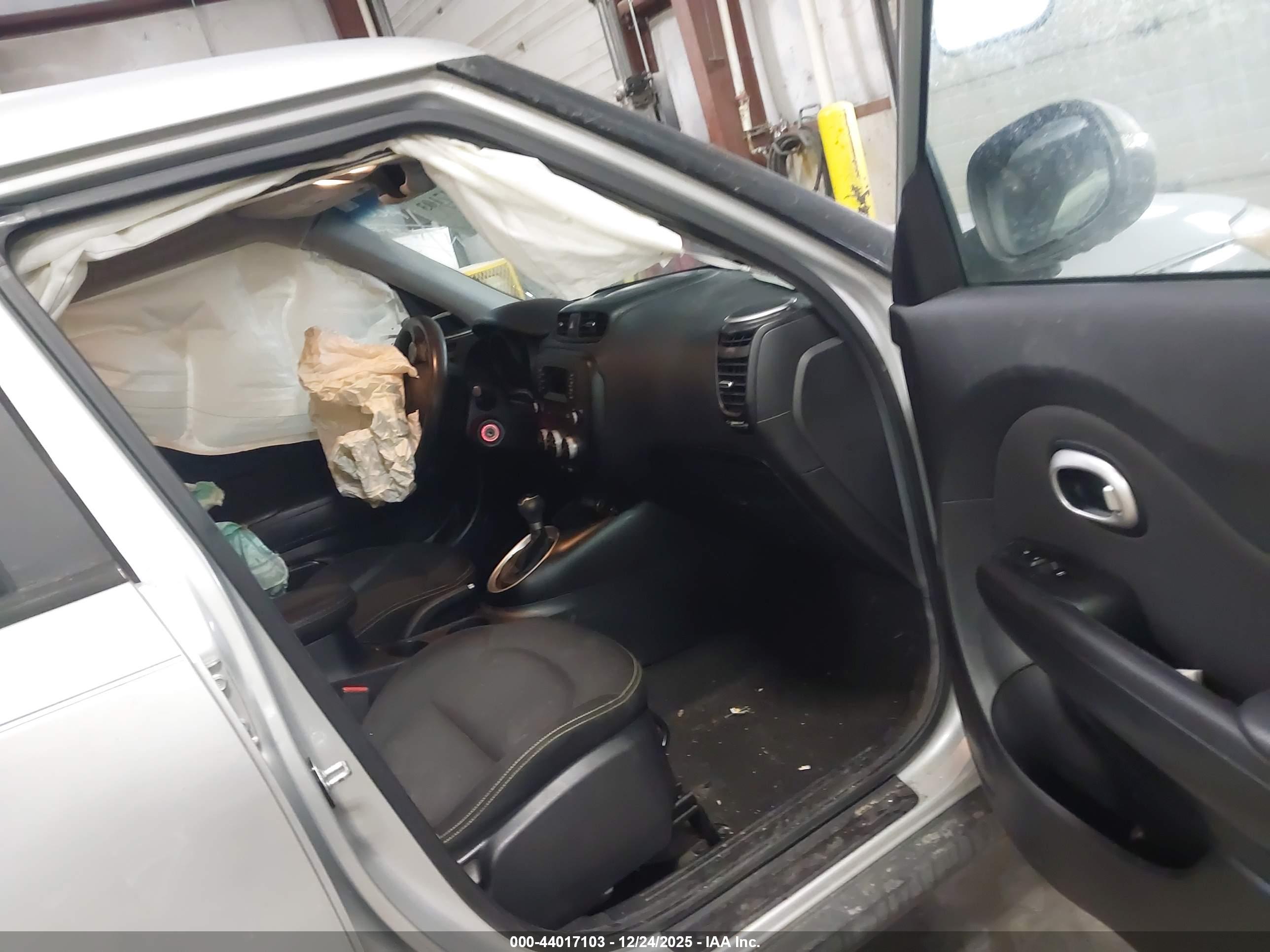 KIA SOUL image 5