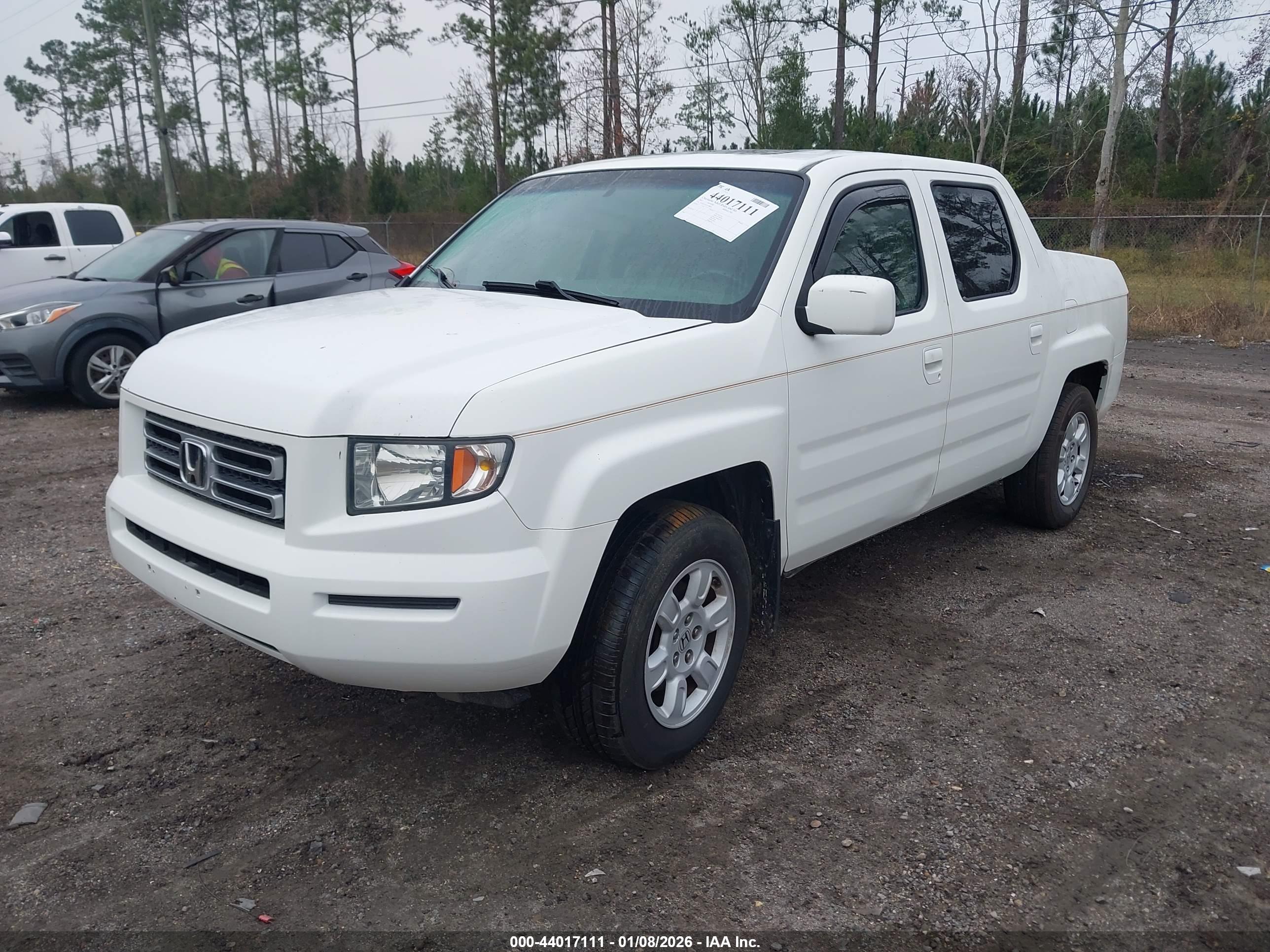 HONDA RIDGELINE image 2