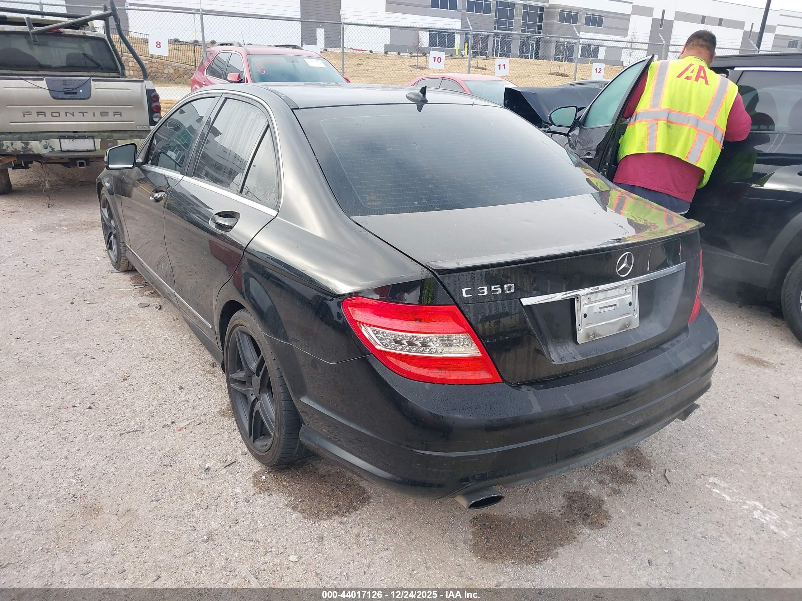 MERCEDES-BENZ C image 3