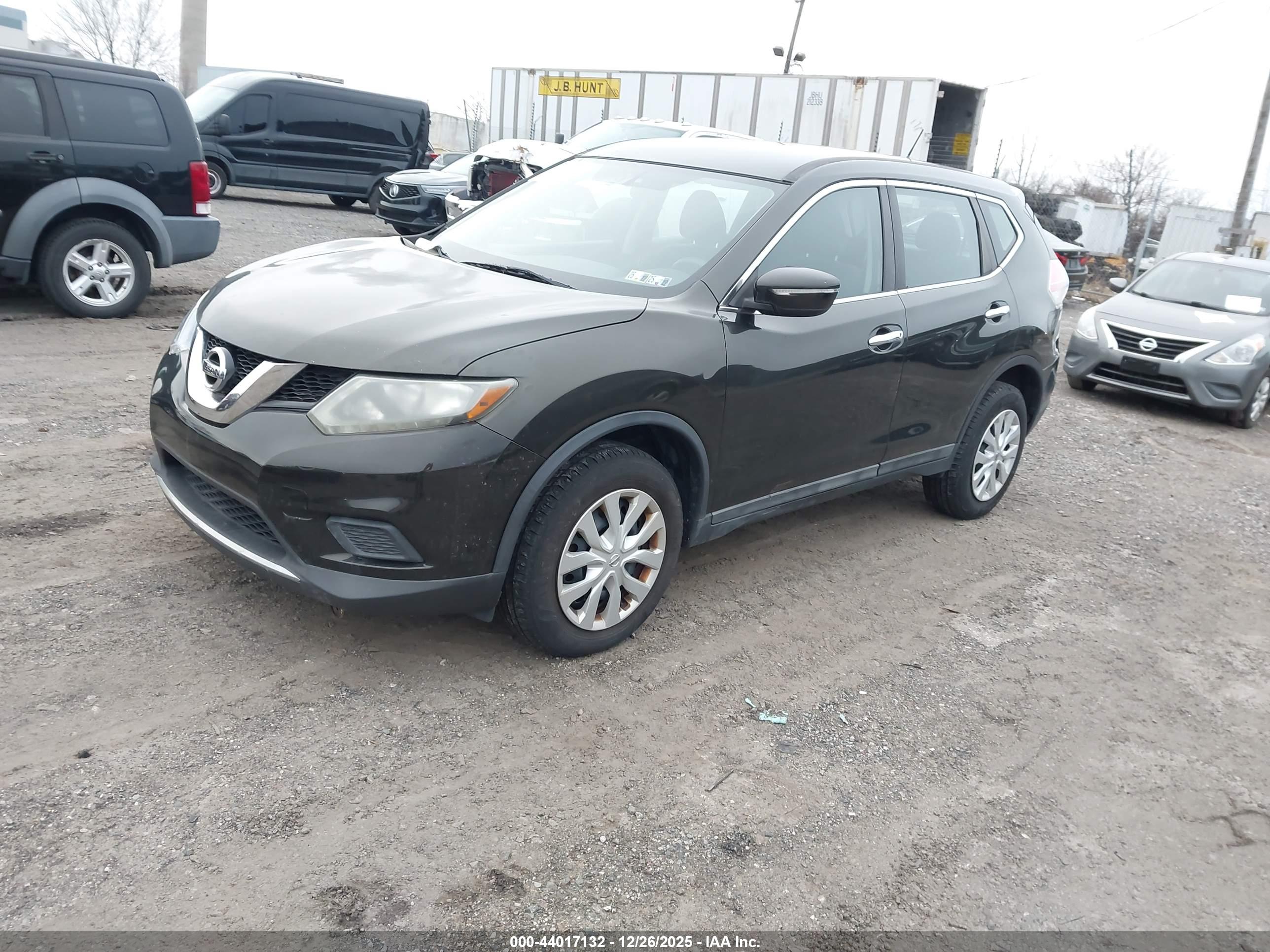 NISSAN ROGUE image 2