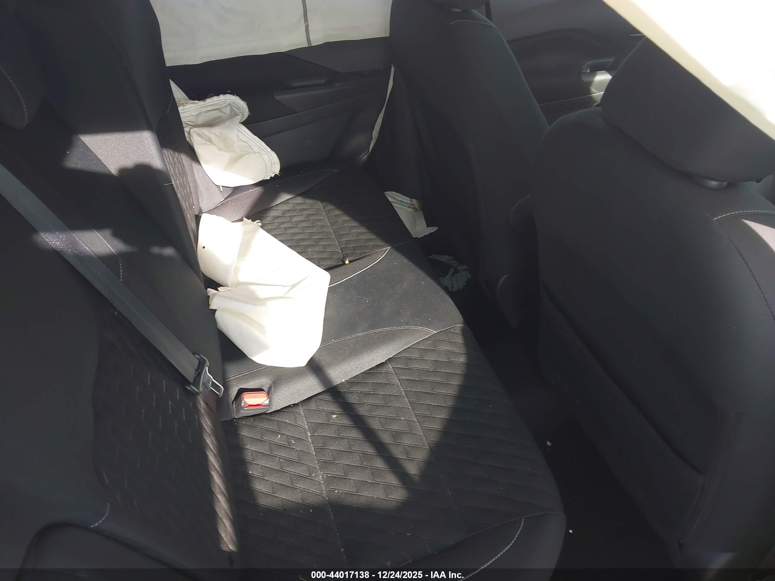 NISSAN KICKS image 8