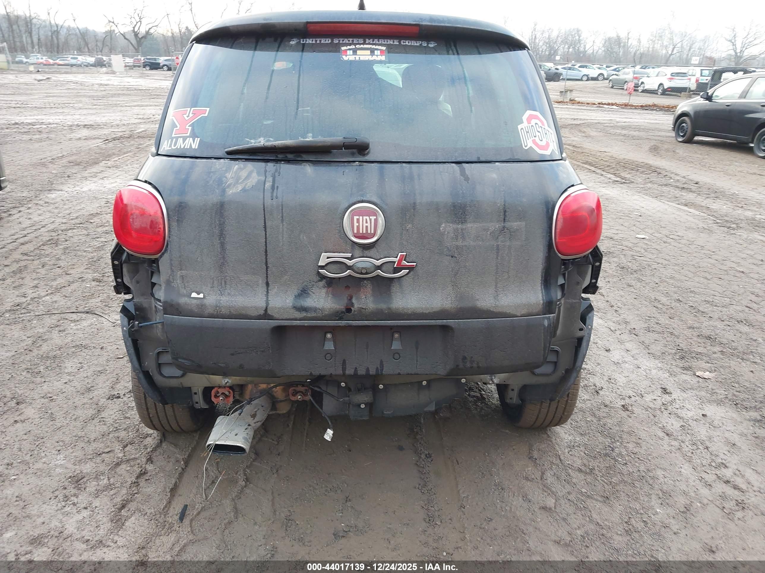 FIAT 500L image 6