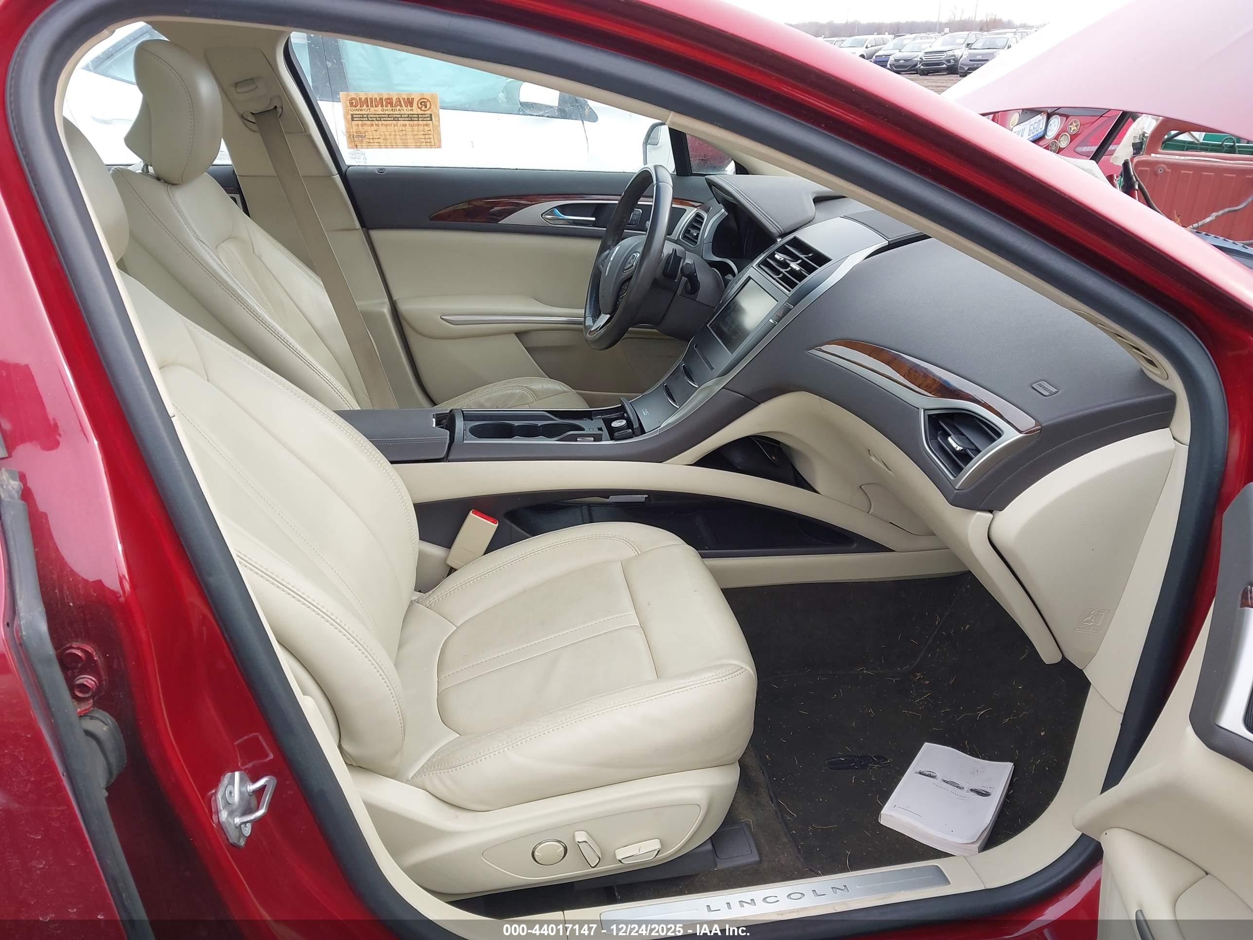 LINCOLN MKZ image 5