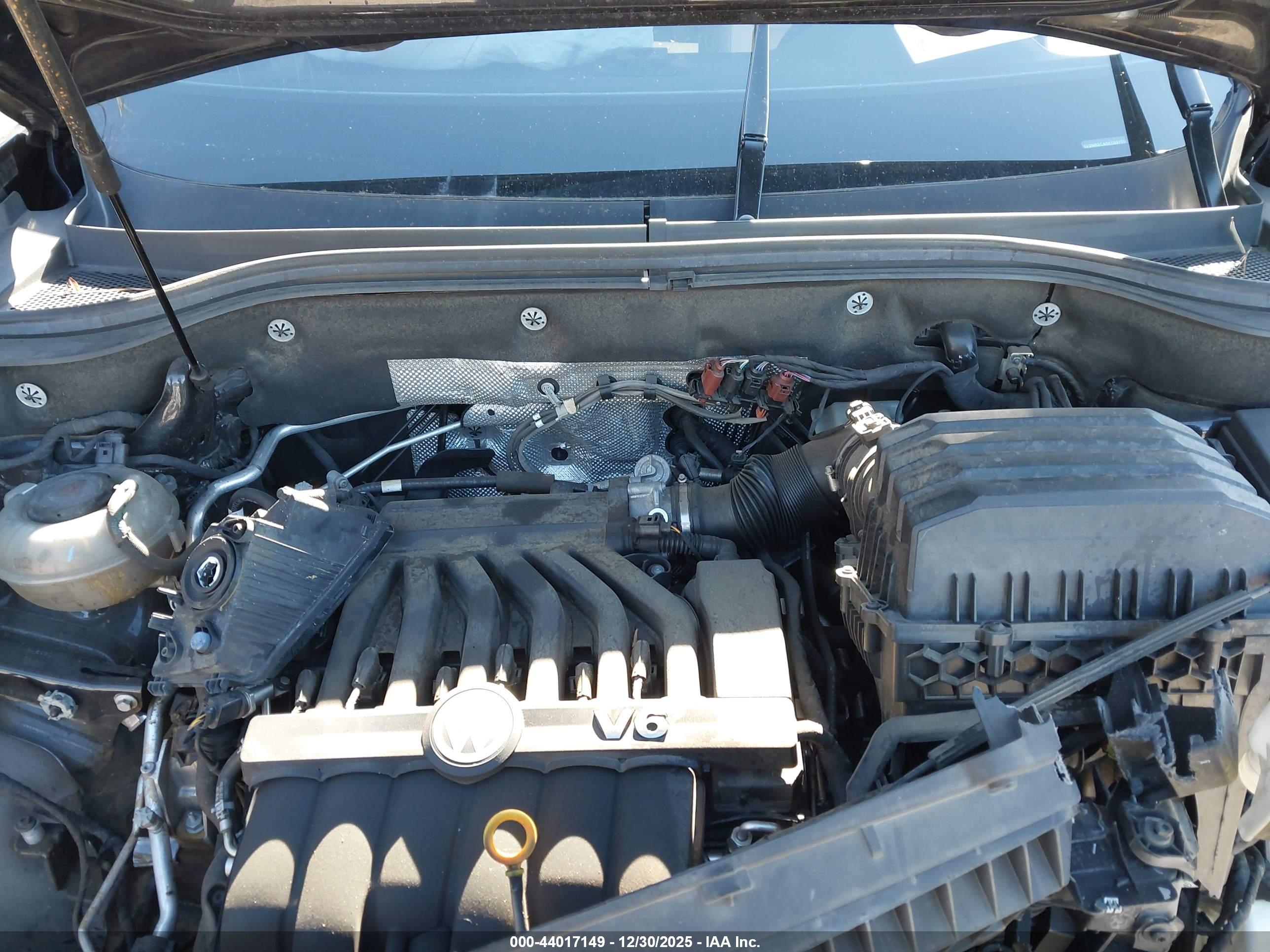 VOLKSWAGEN ATLAS image 10