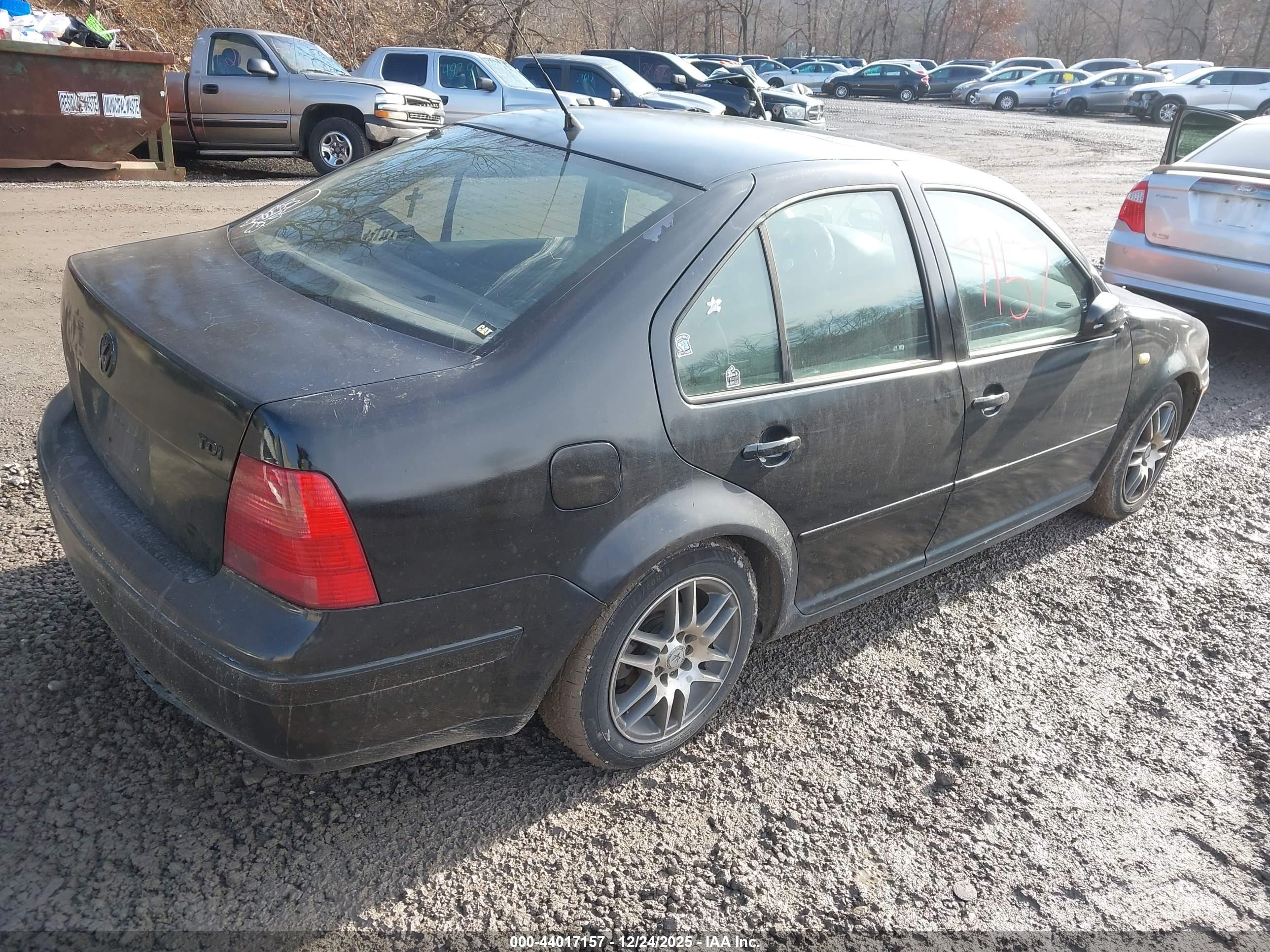 VOLKSWAGEN JETTA image 4