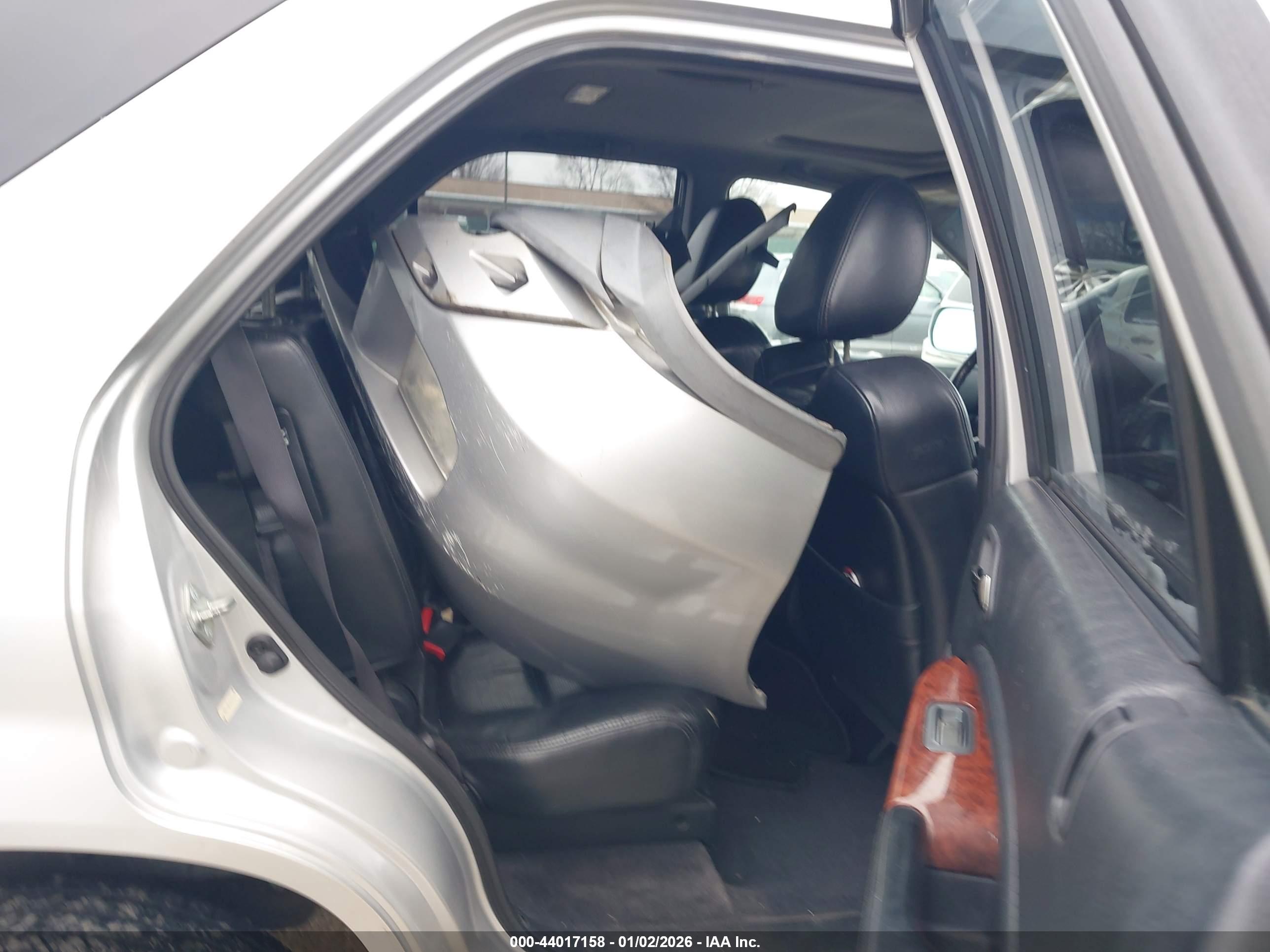 ACURA MDX image 8