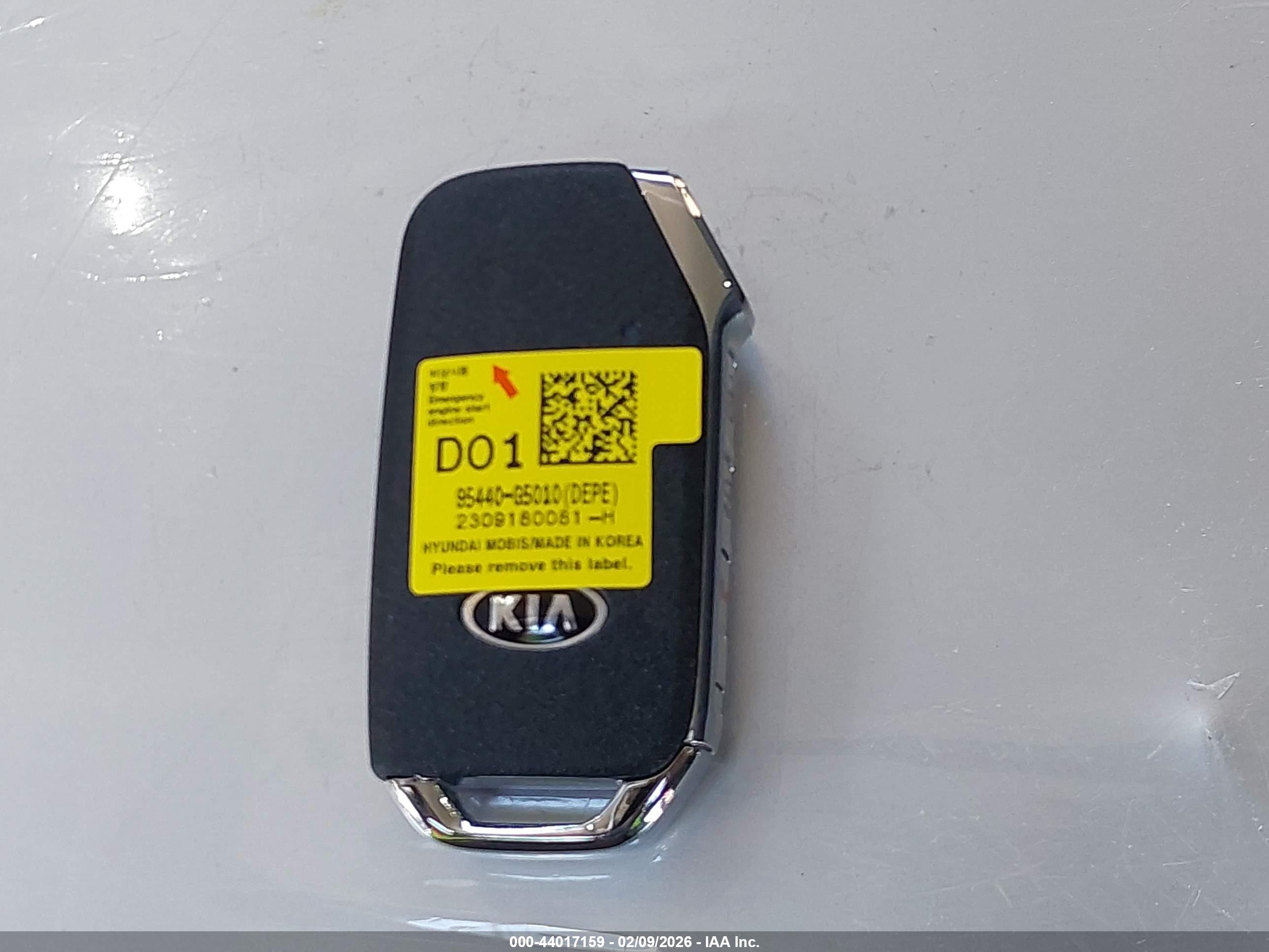KIA NIRO image 11