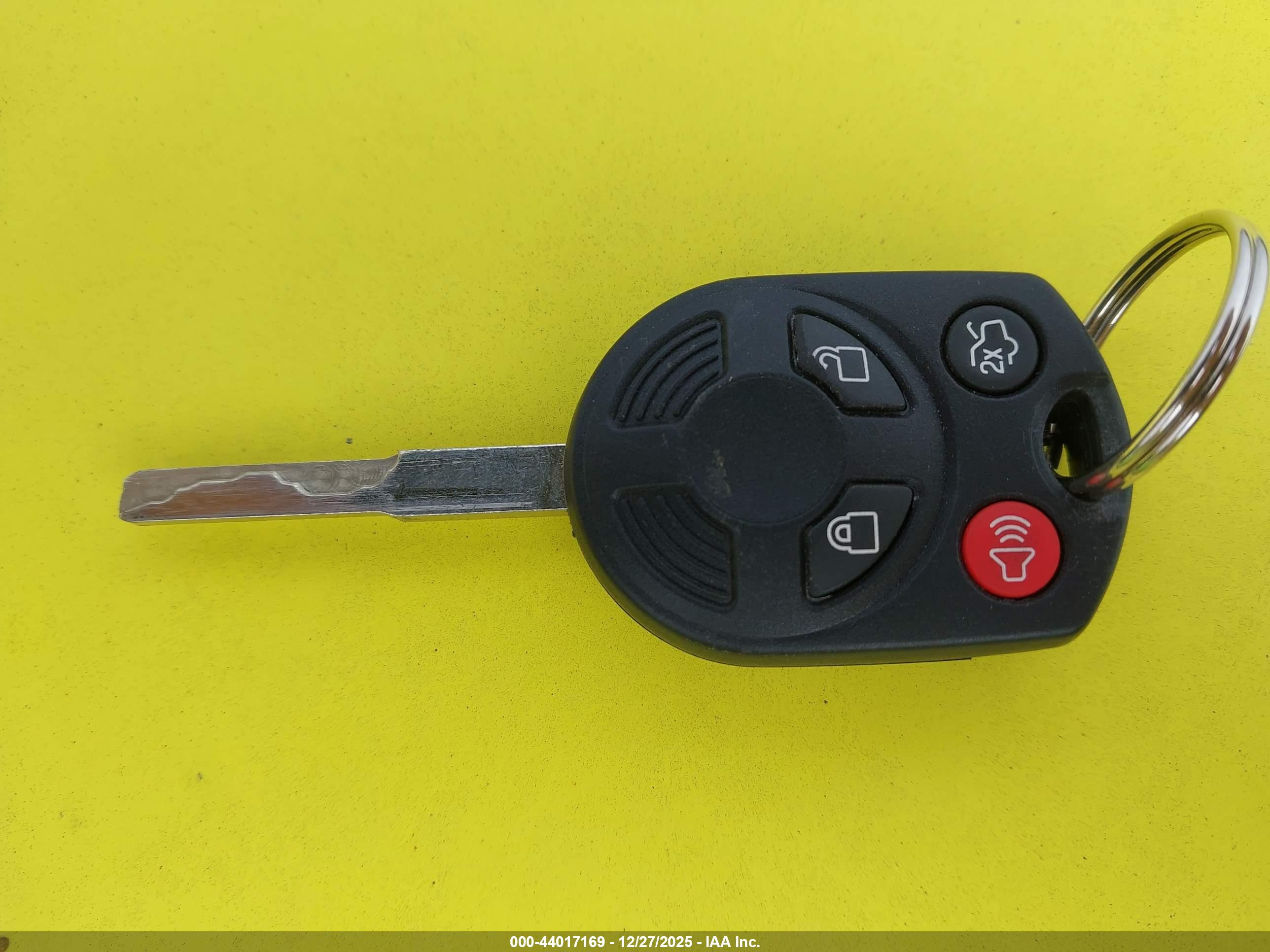 FORD FOCUS image 11