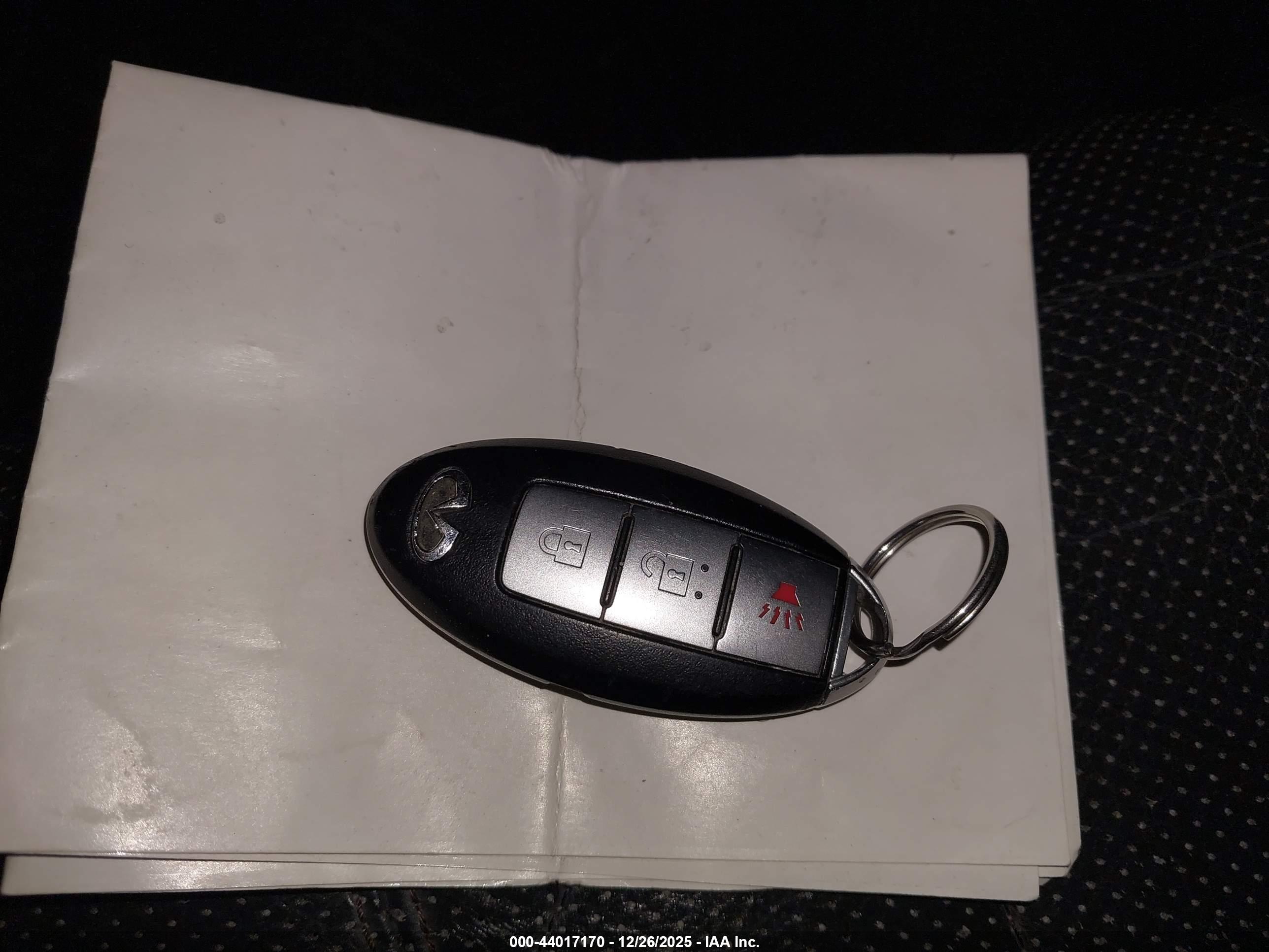 INFINITI FX35 image 11