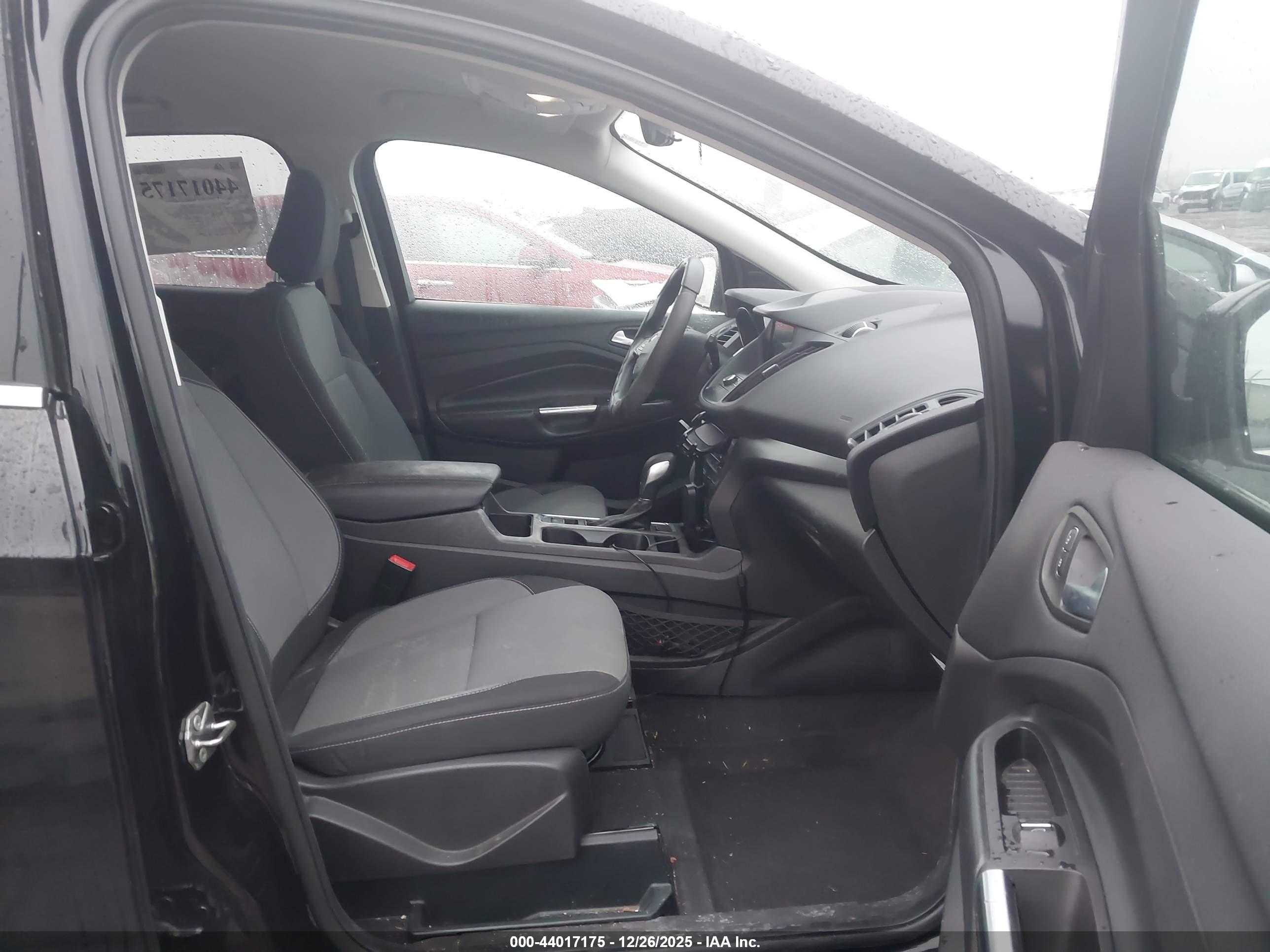 FORD ESCAPE image 5