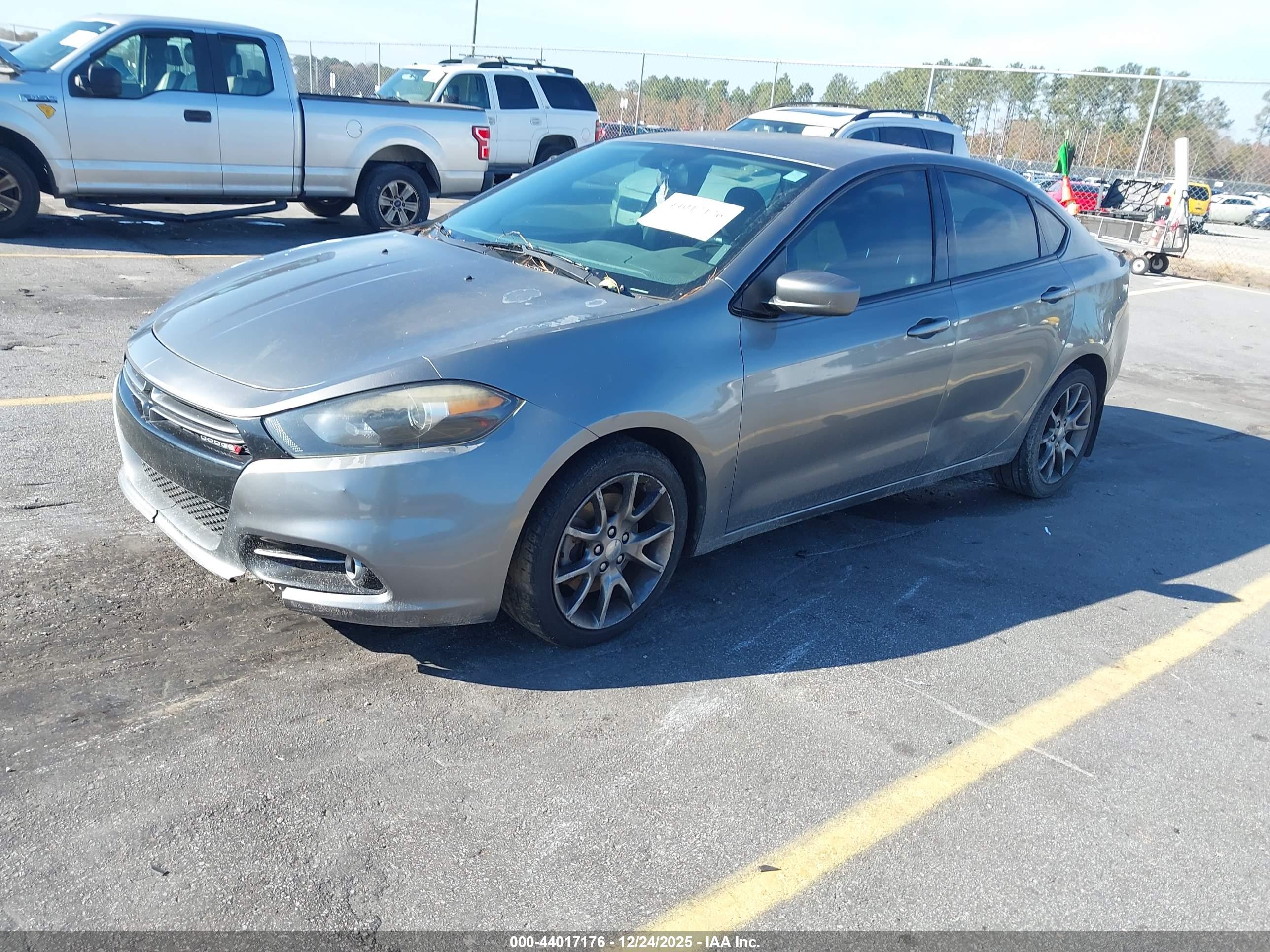 DODGE DART image 2