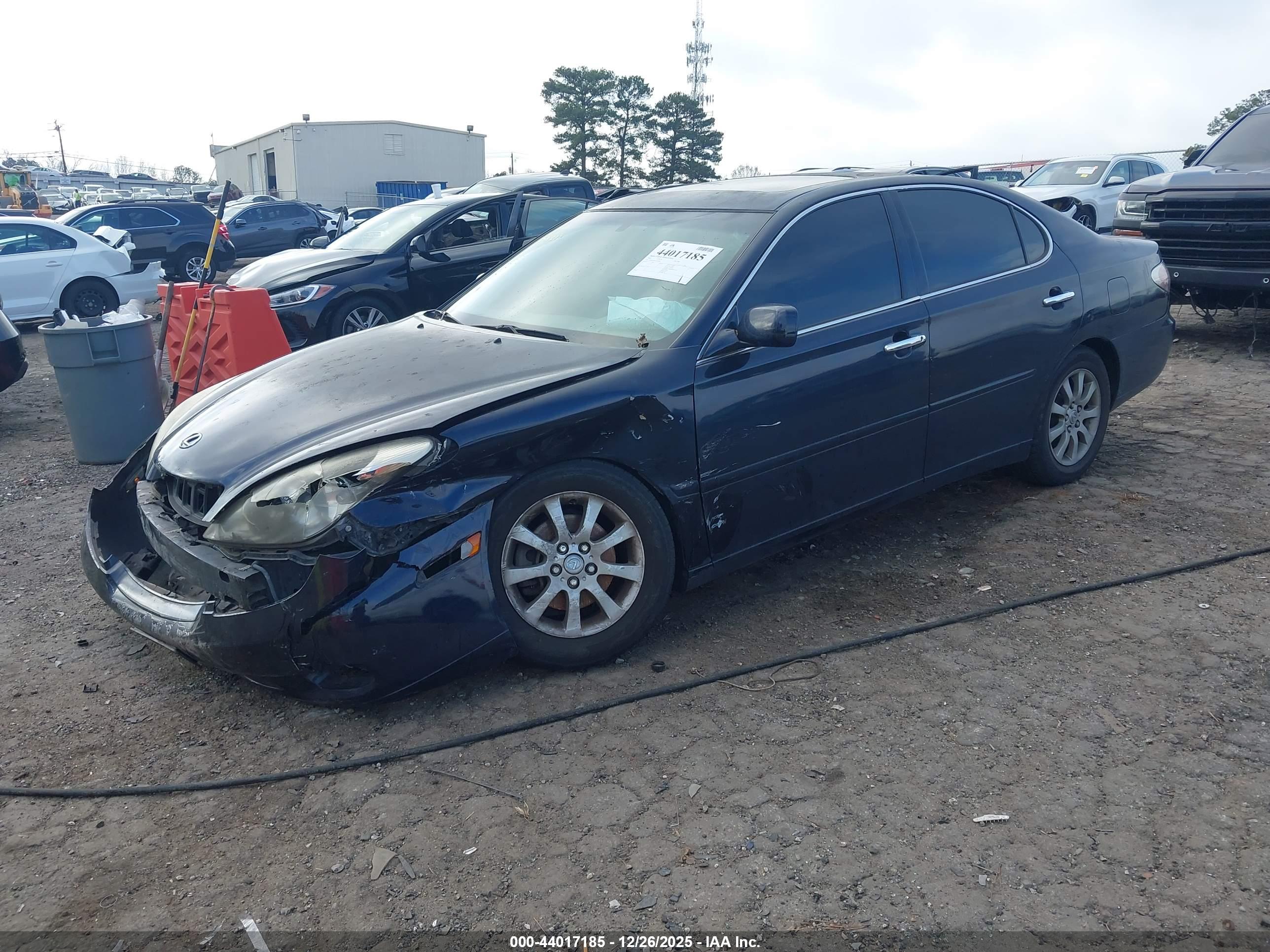 LEXUS ES image 2