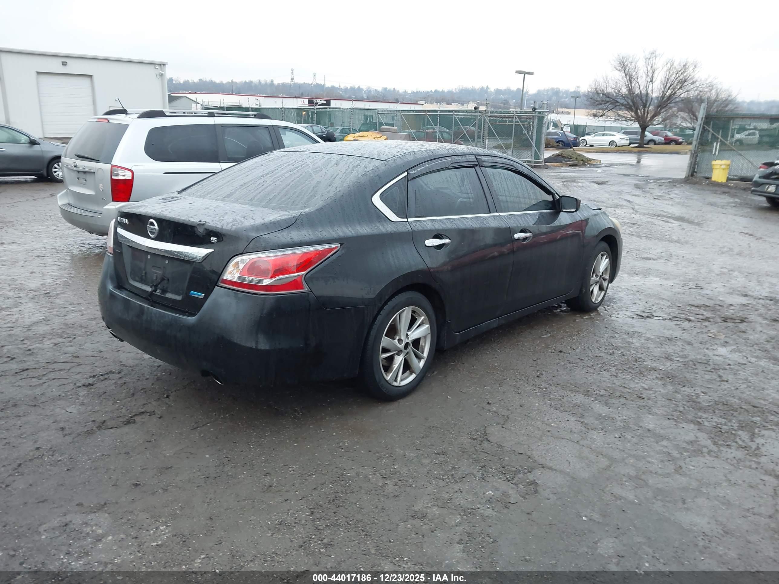 NISSAN ALTIMA image 4