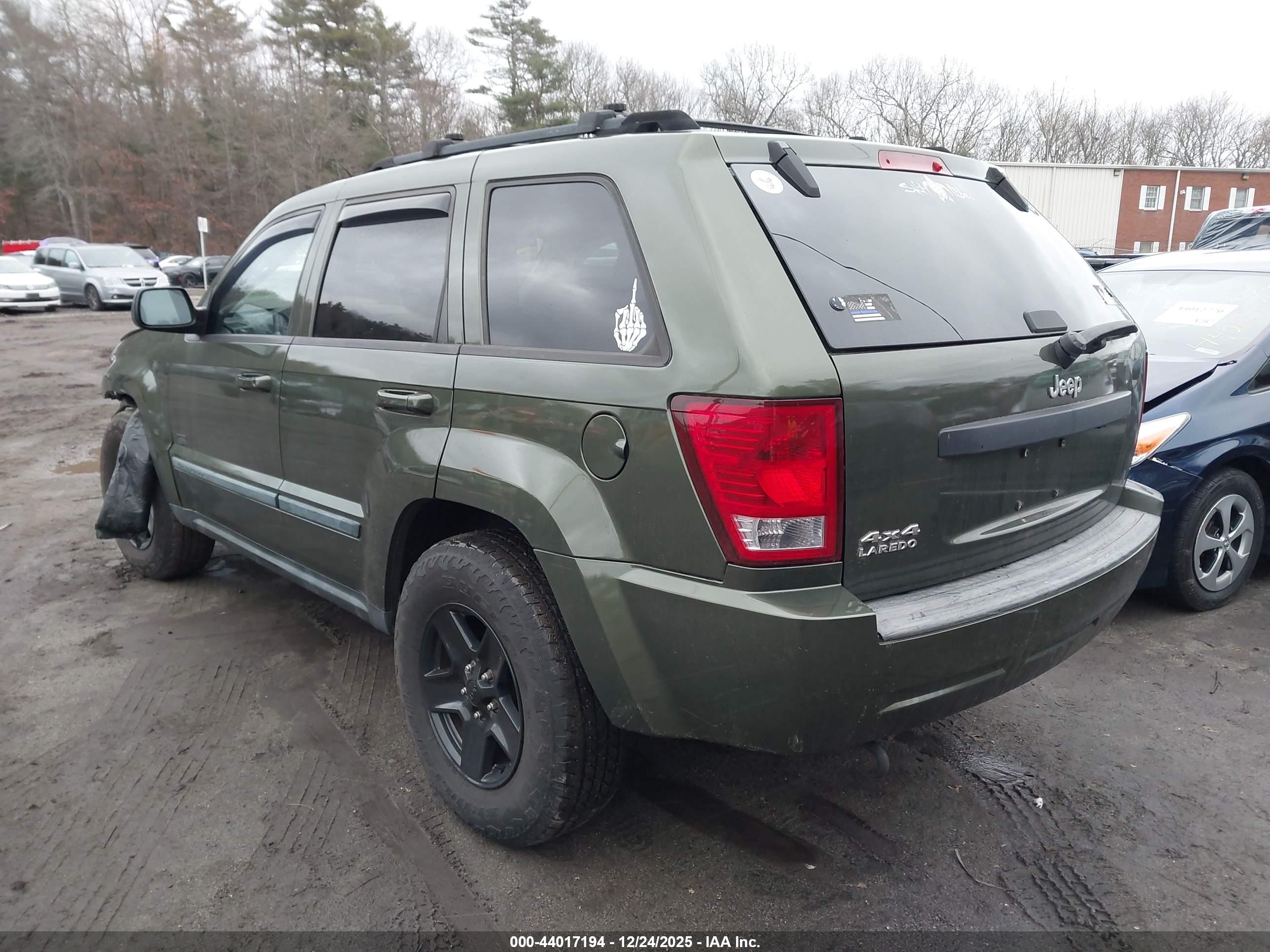 JEEP GRAND image 3