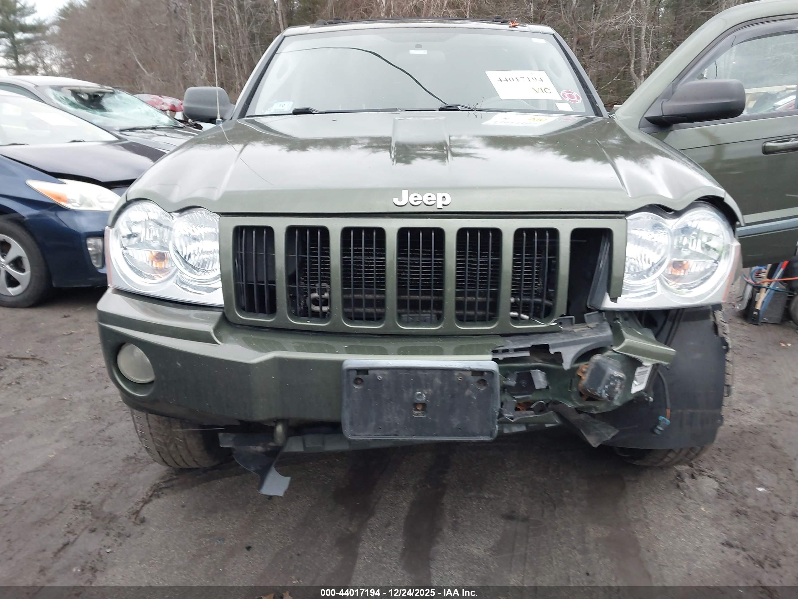 JEEP GRAND image 6