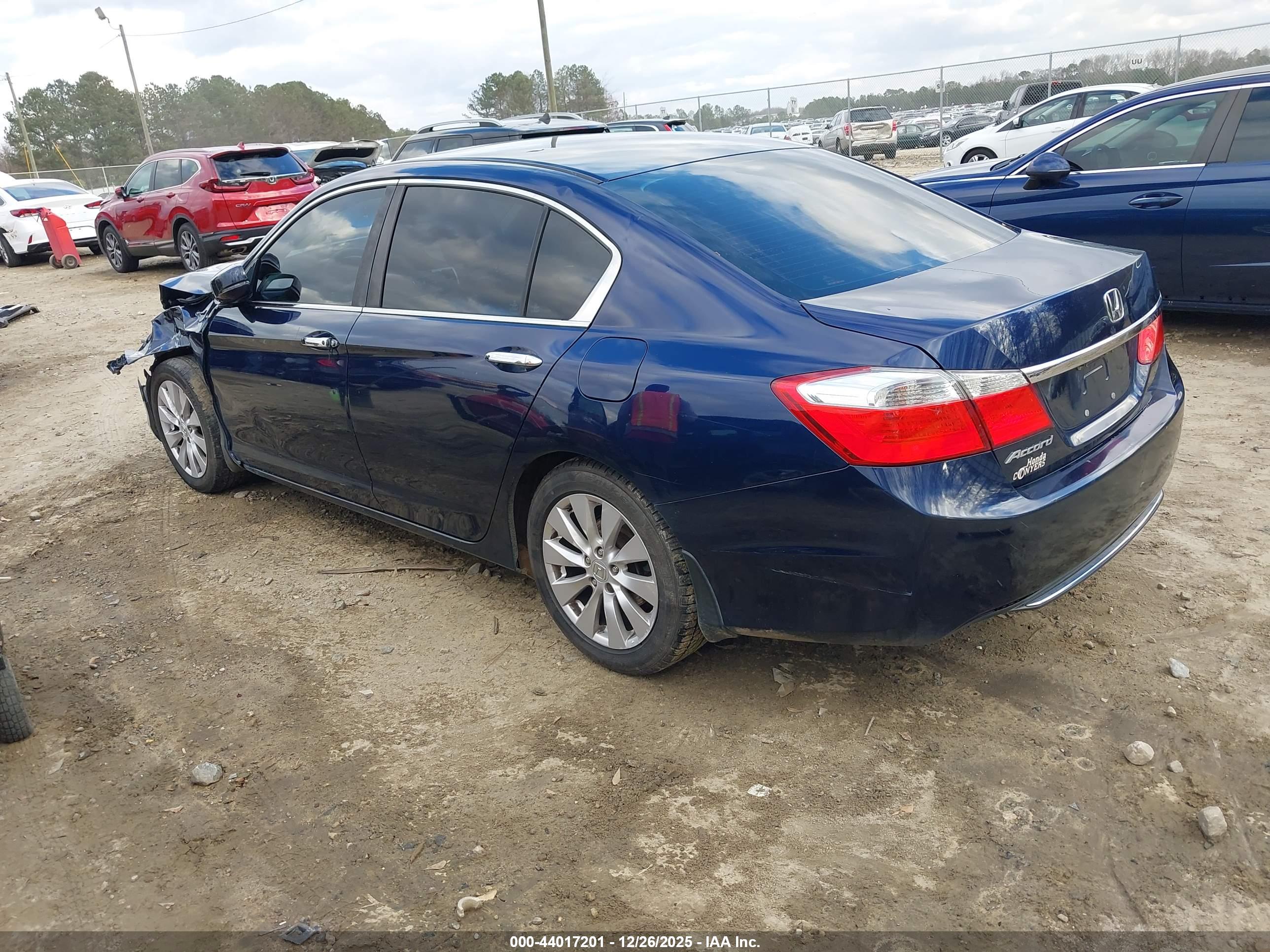 HONDA ACCORD image 3
