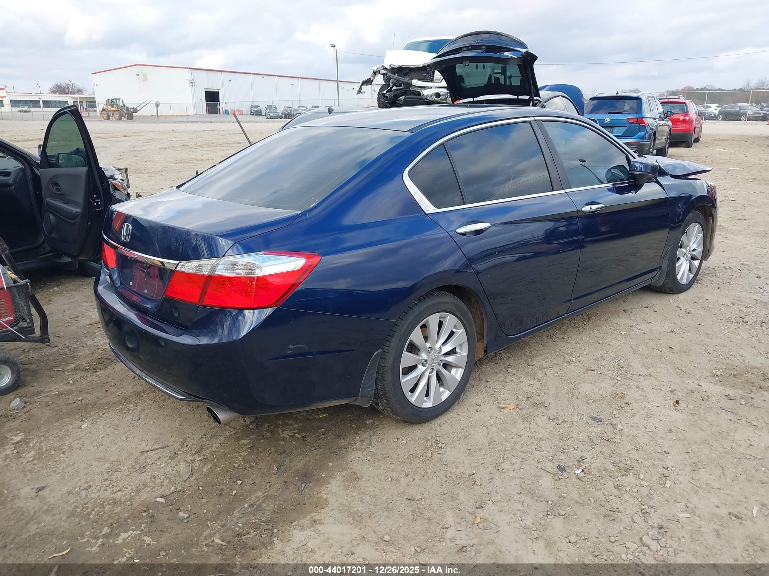 HONDA ACCORD image 4