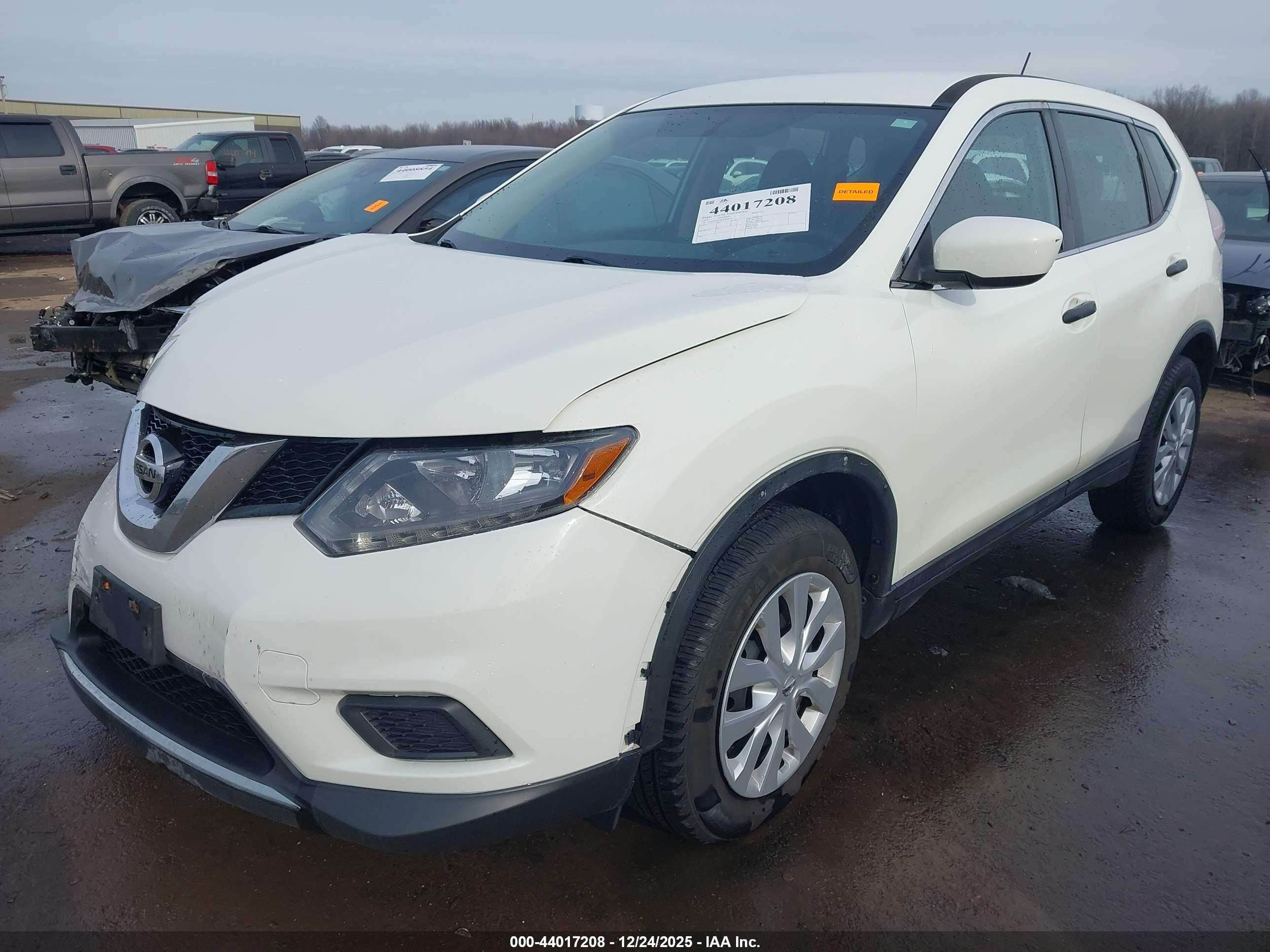 NISSAN ROGUE image 2