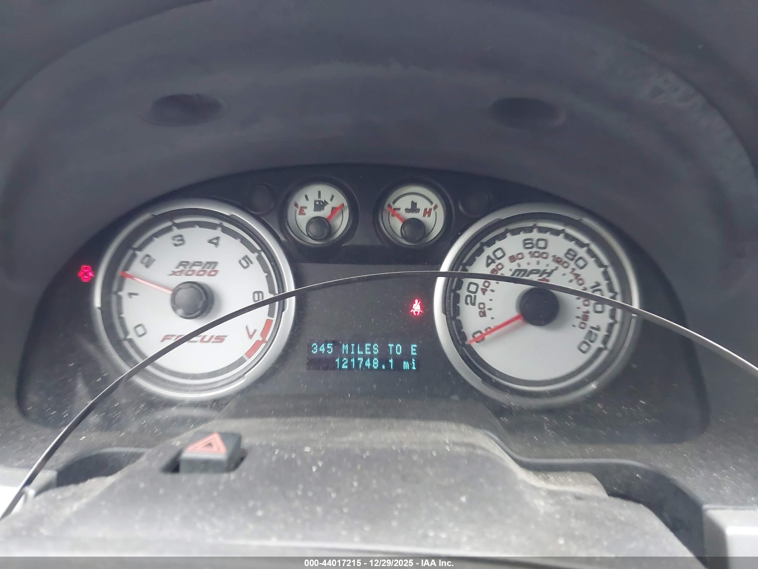 FORD FOCUS image 7