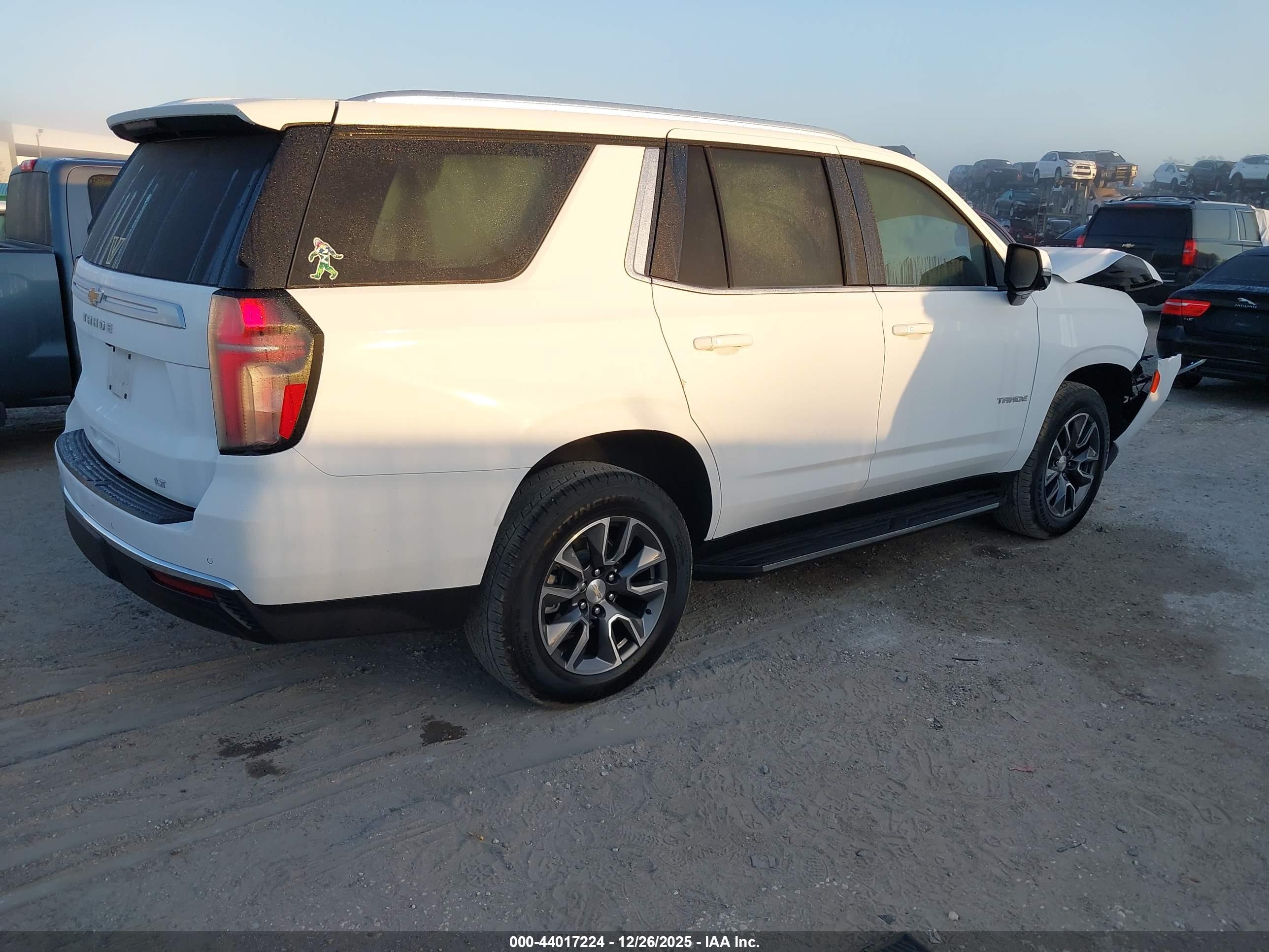 CHEVROLET TAHOE image 4