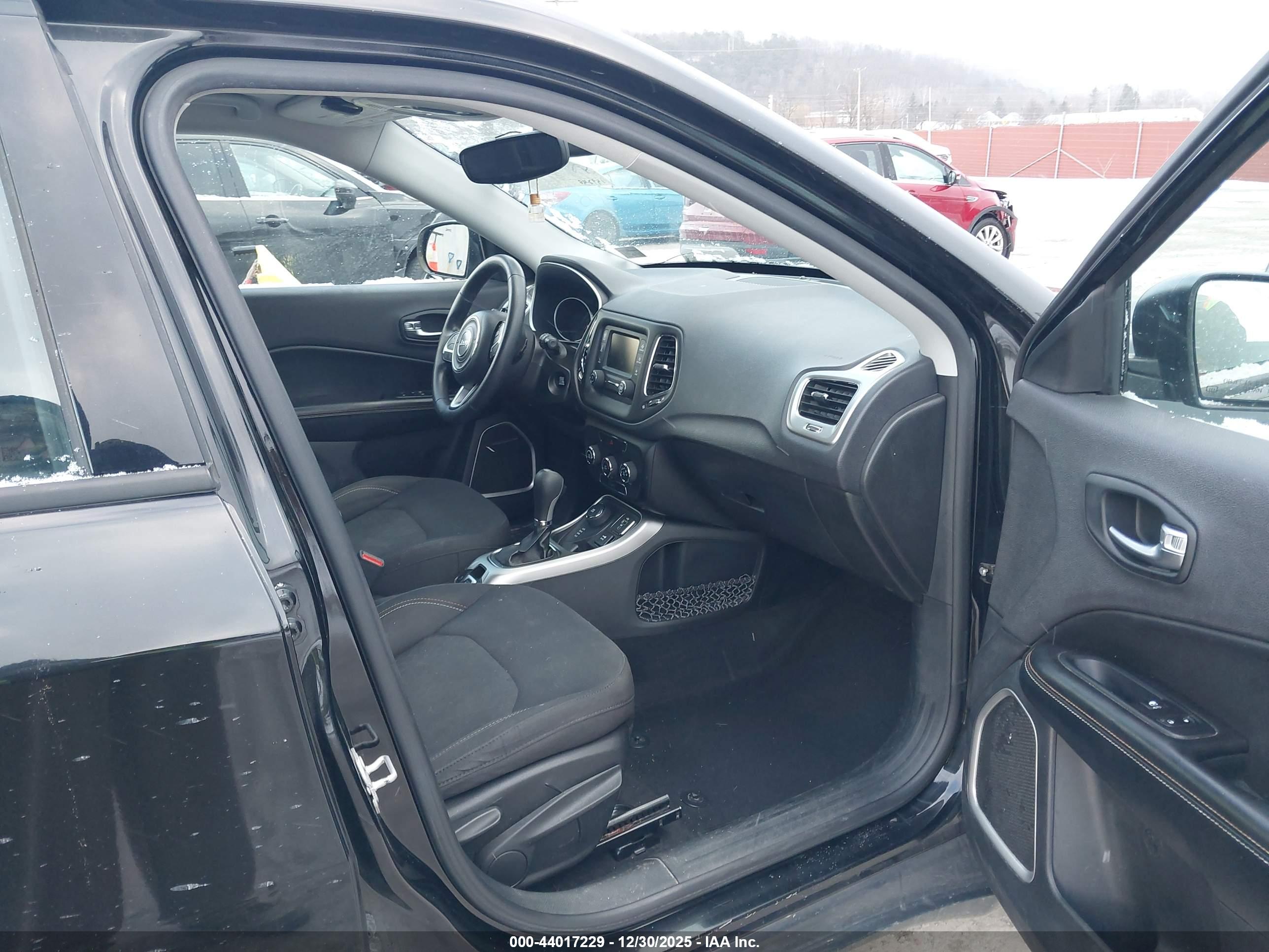 JEEP COMPASS image 5