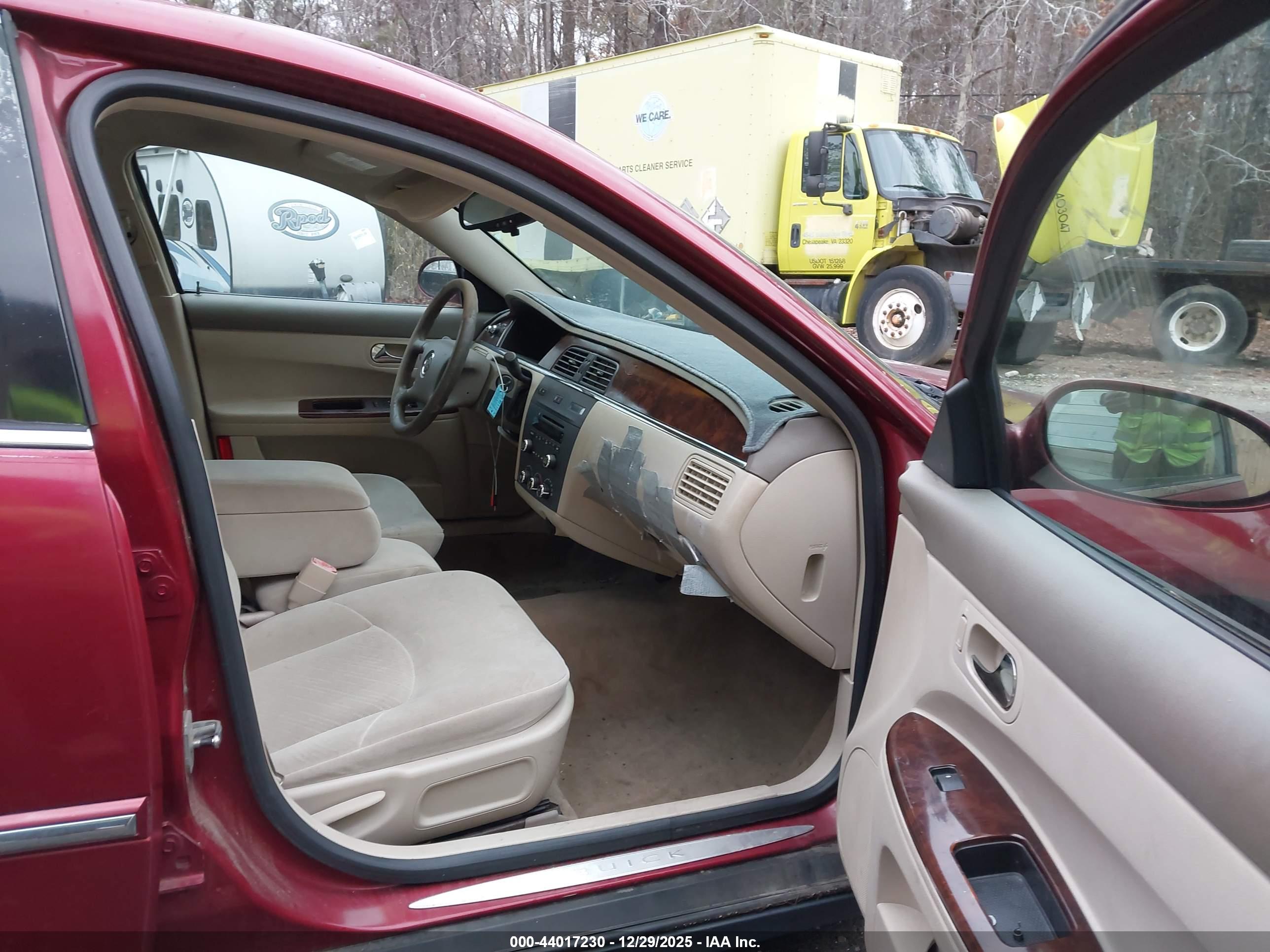 BUICK LACROSSE image 5