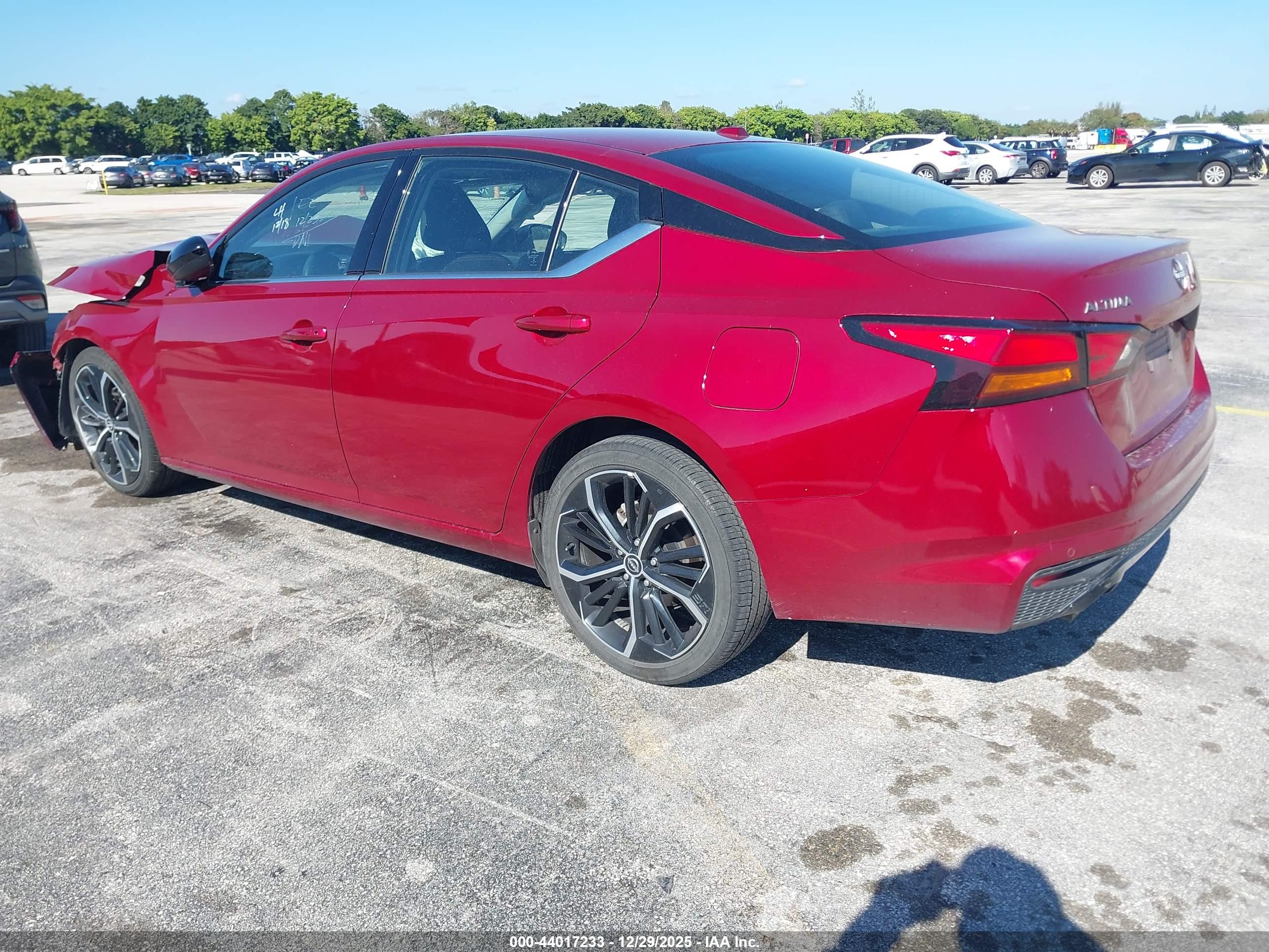 NISSAN ALTIMA image 3