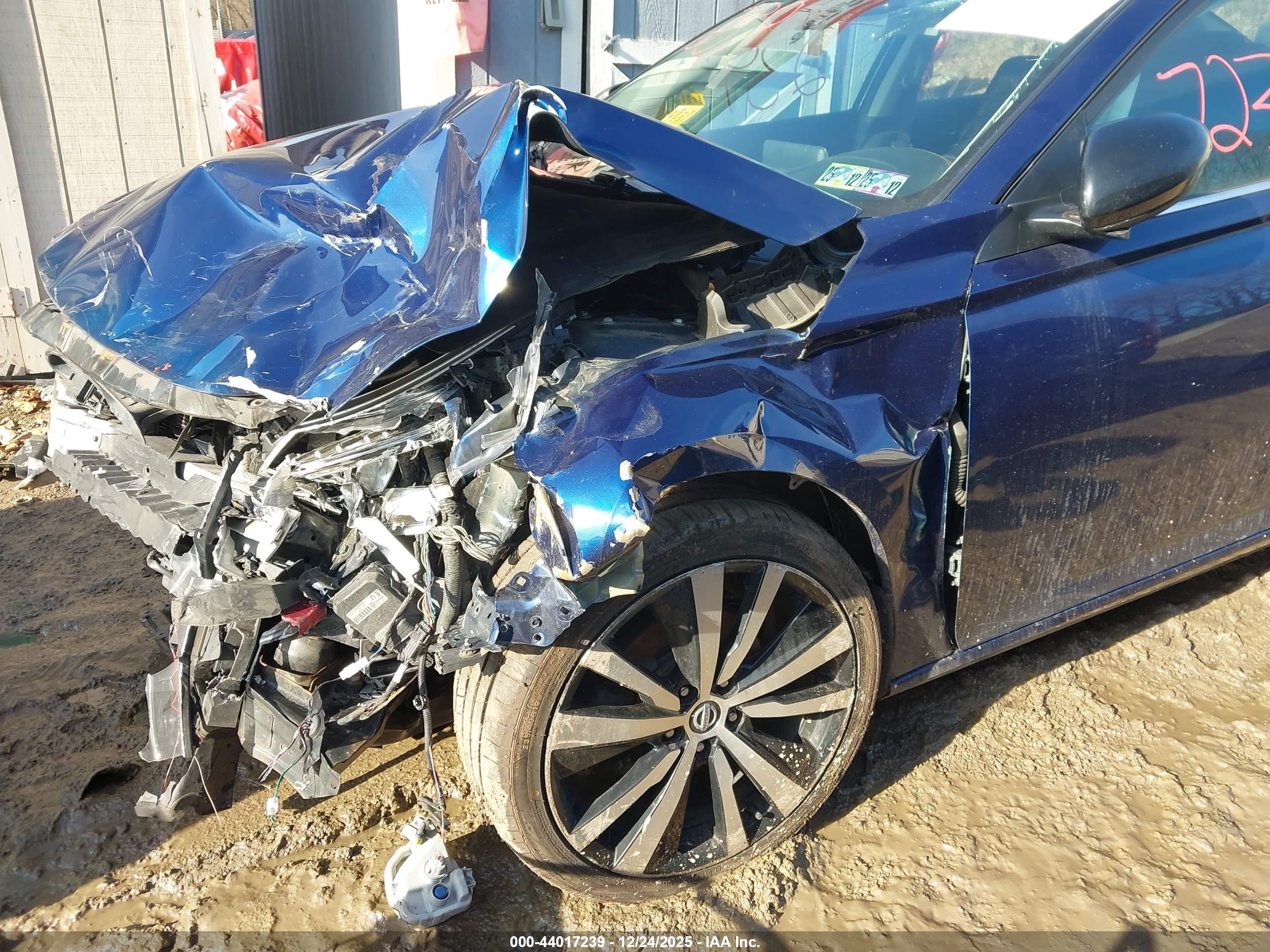NISSAN ALTIMA image 6