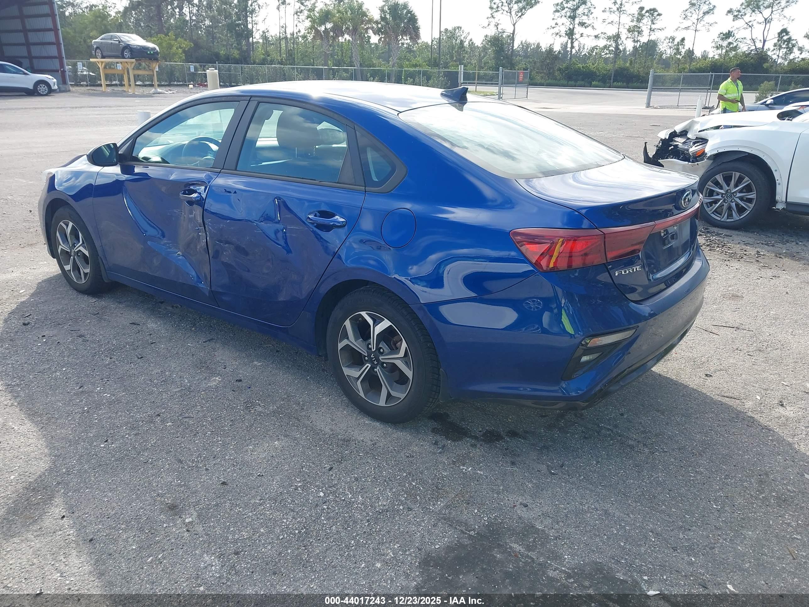 KIA FORTE image 3