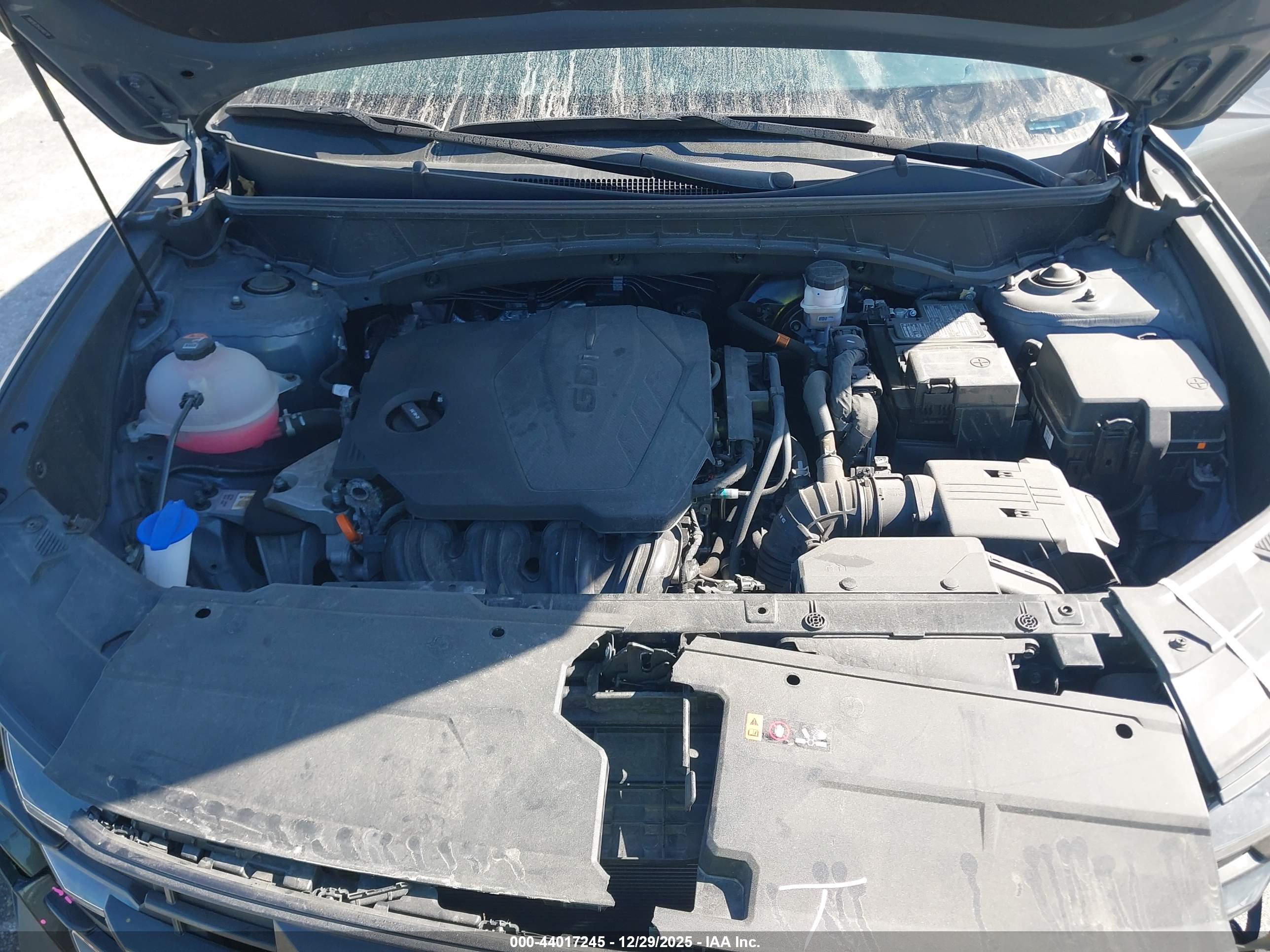 HYUNDAI TUCSON image 10
