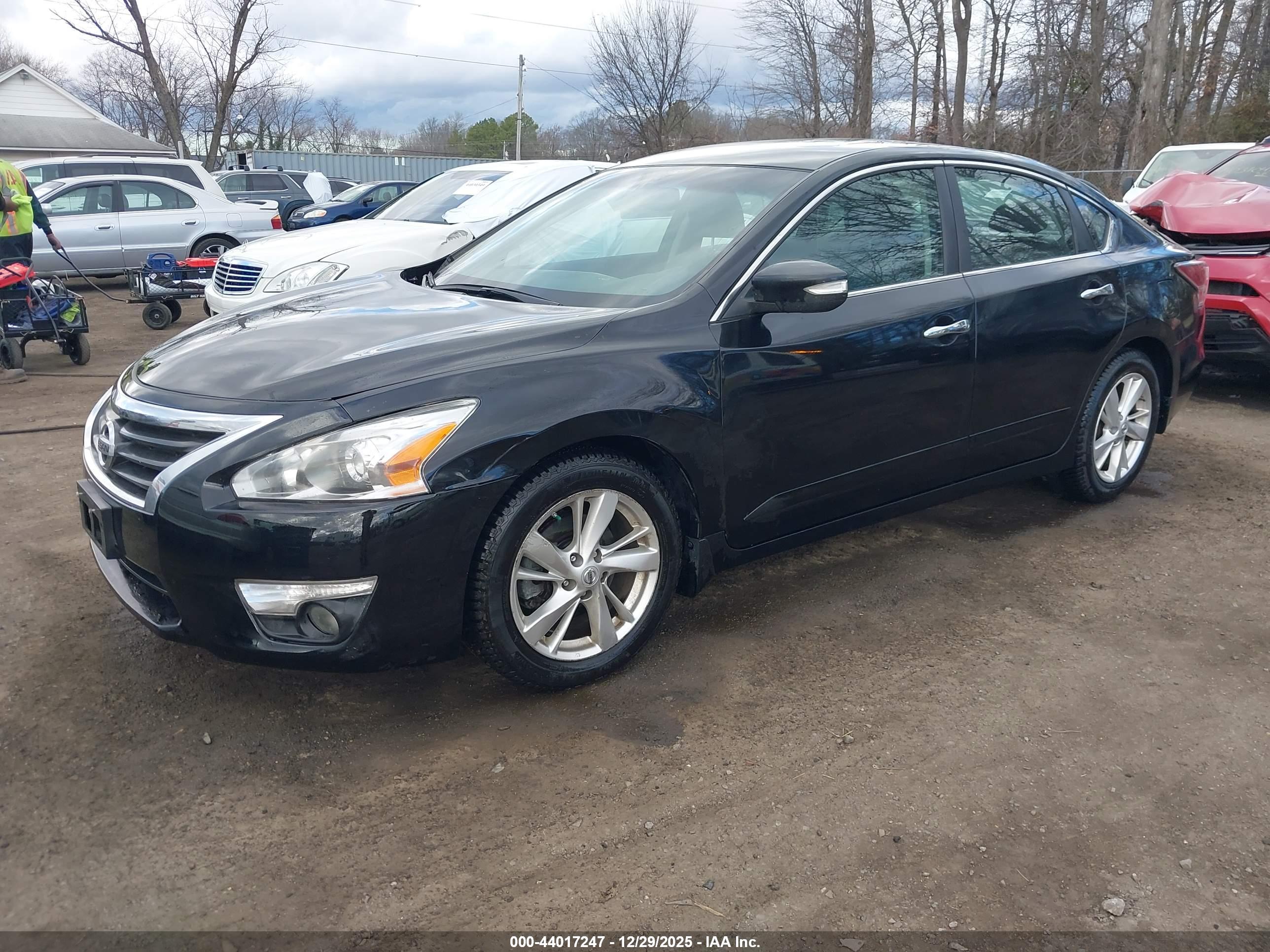 NISSAN ALTIMA image 2