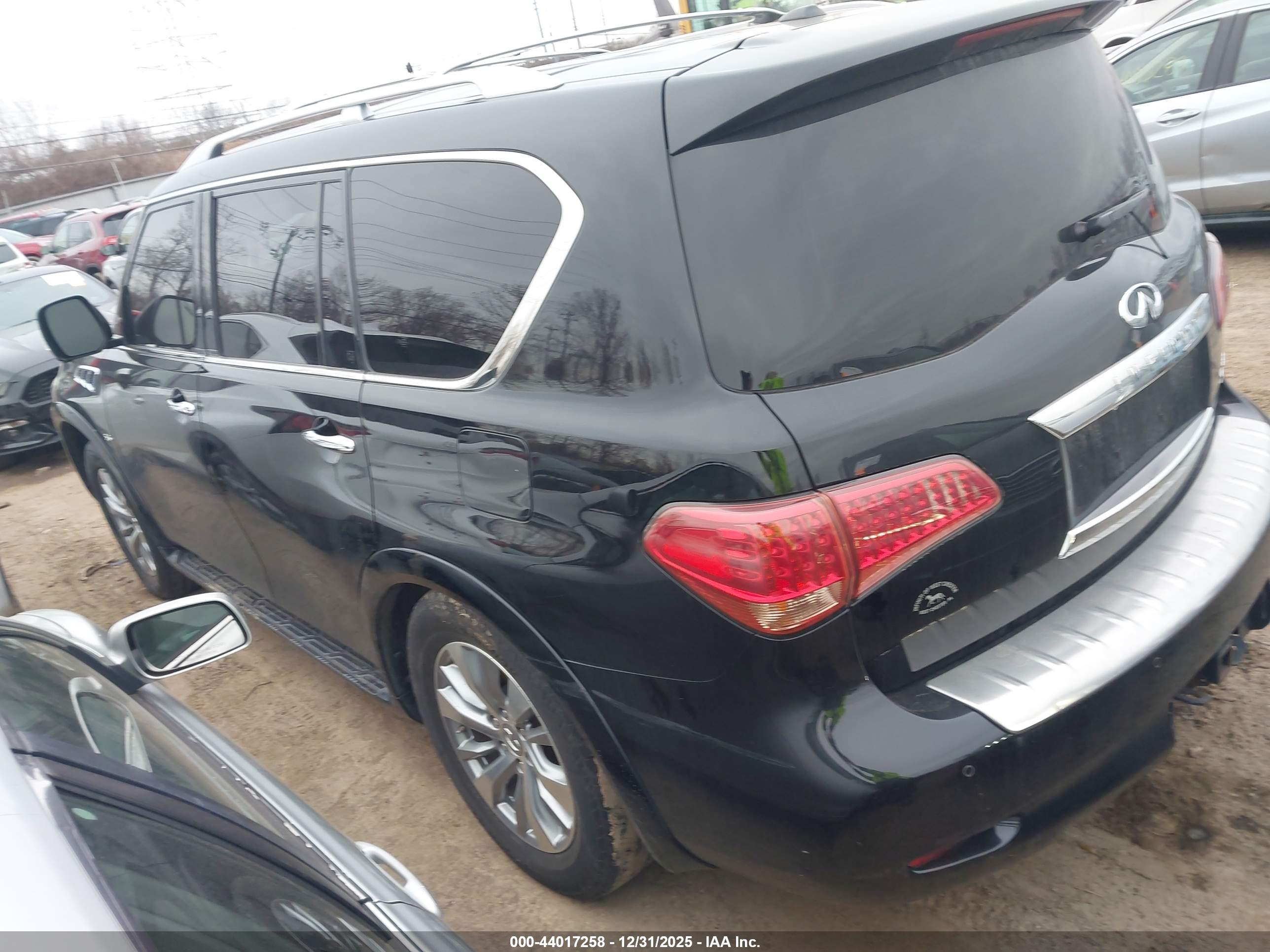 INFINITI QX80 image 3