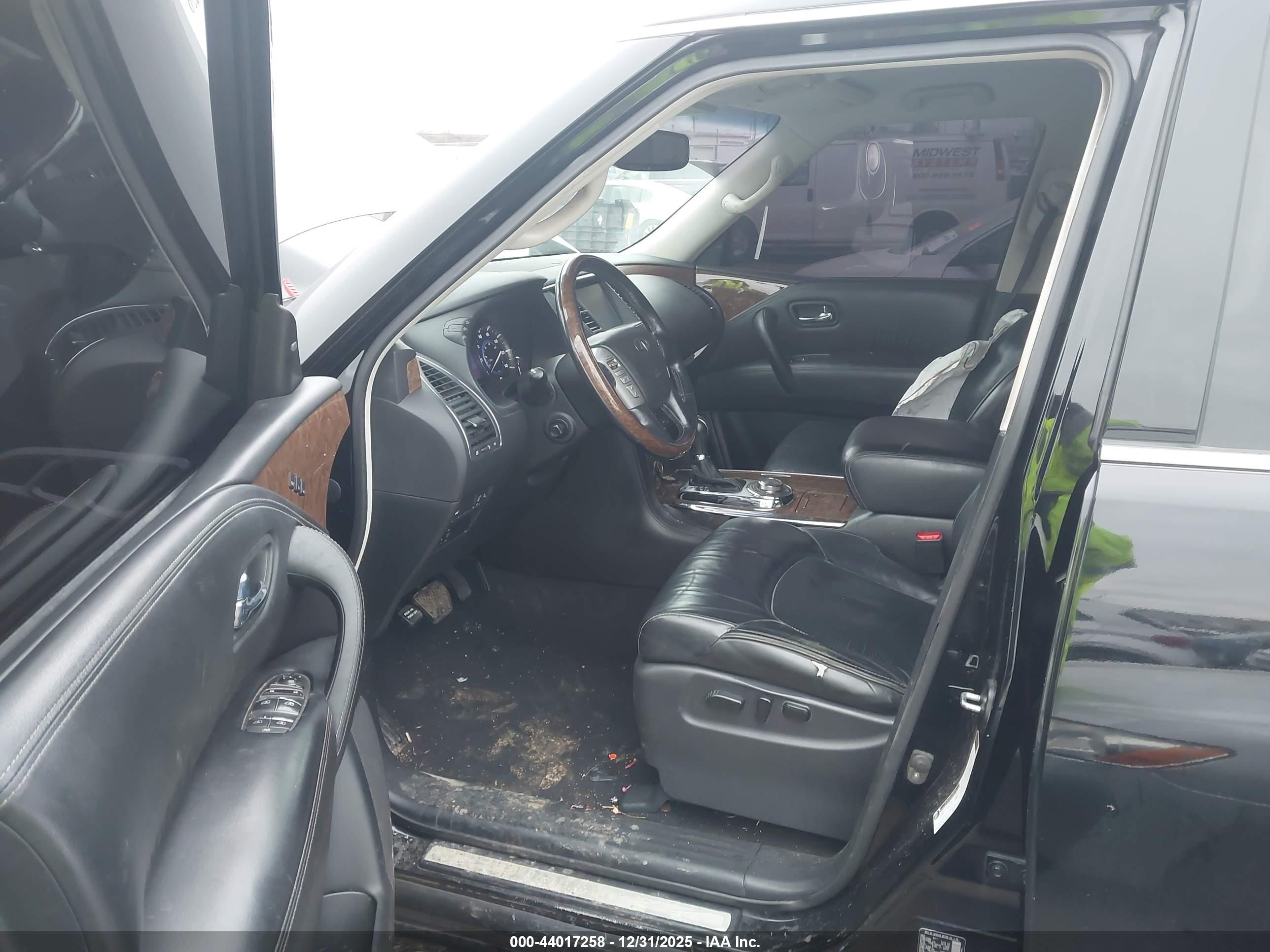 INFINITI QX80 image 5