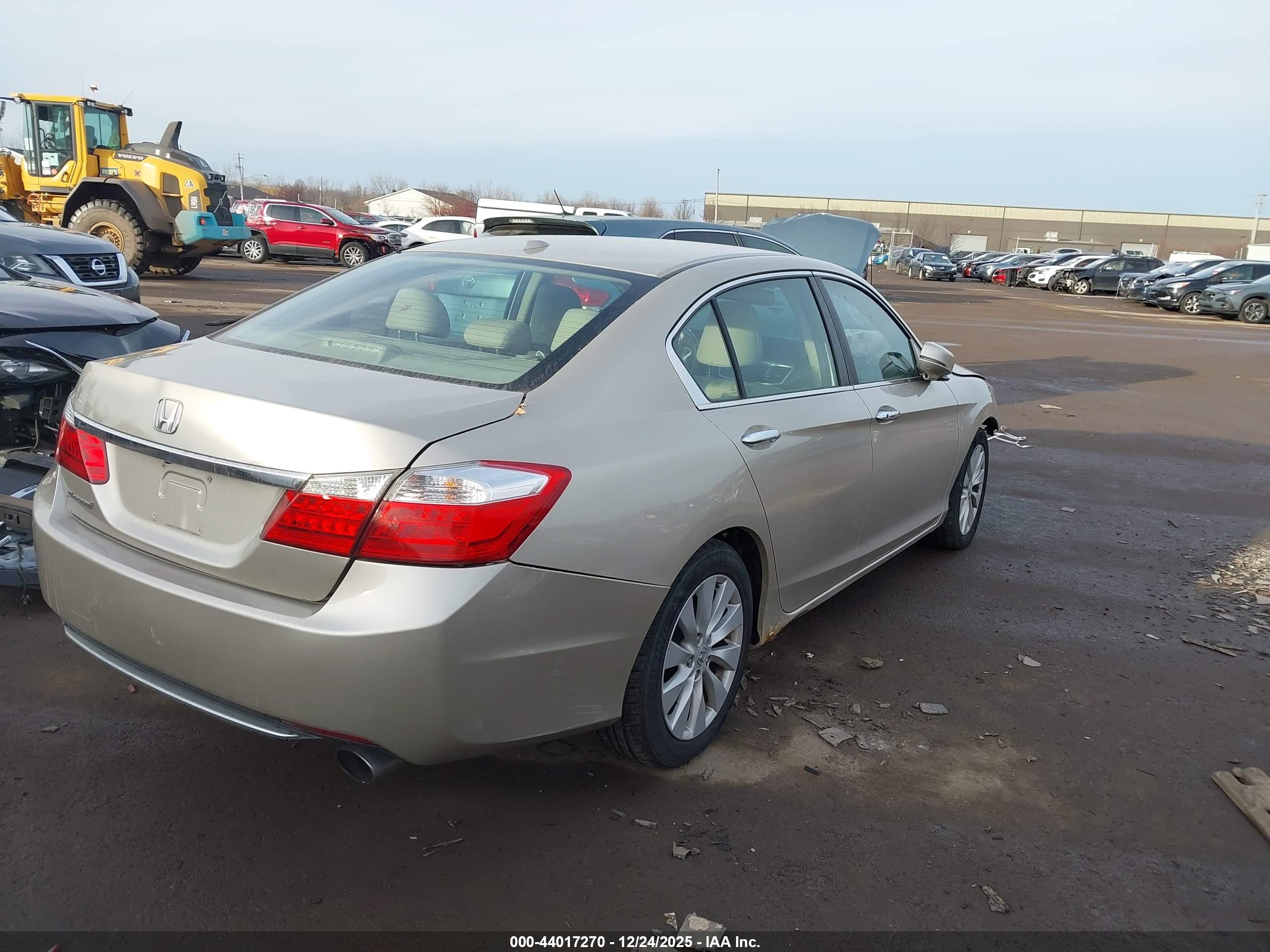 HONDA ACCORD image 4