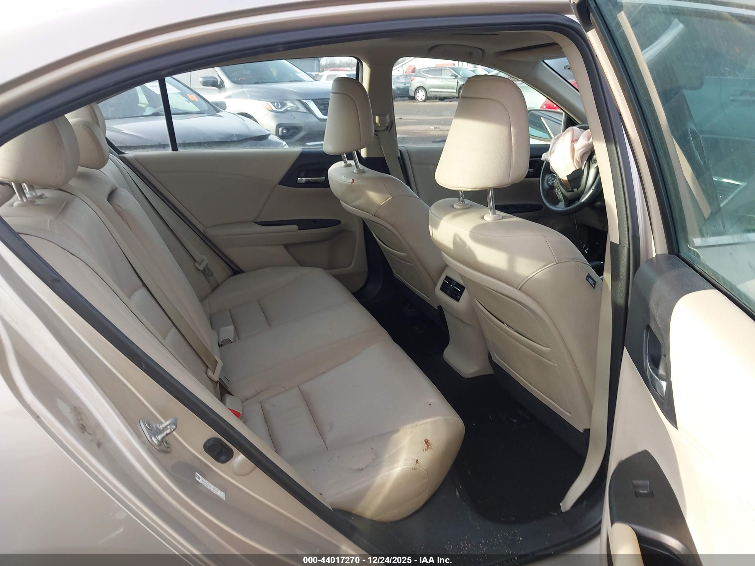 HONDA ACCORD image 8