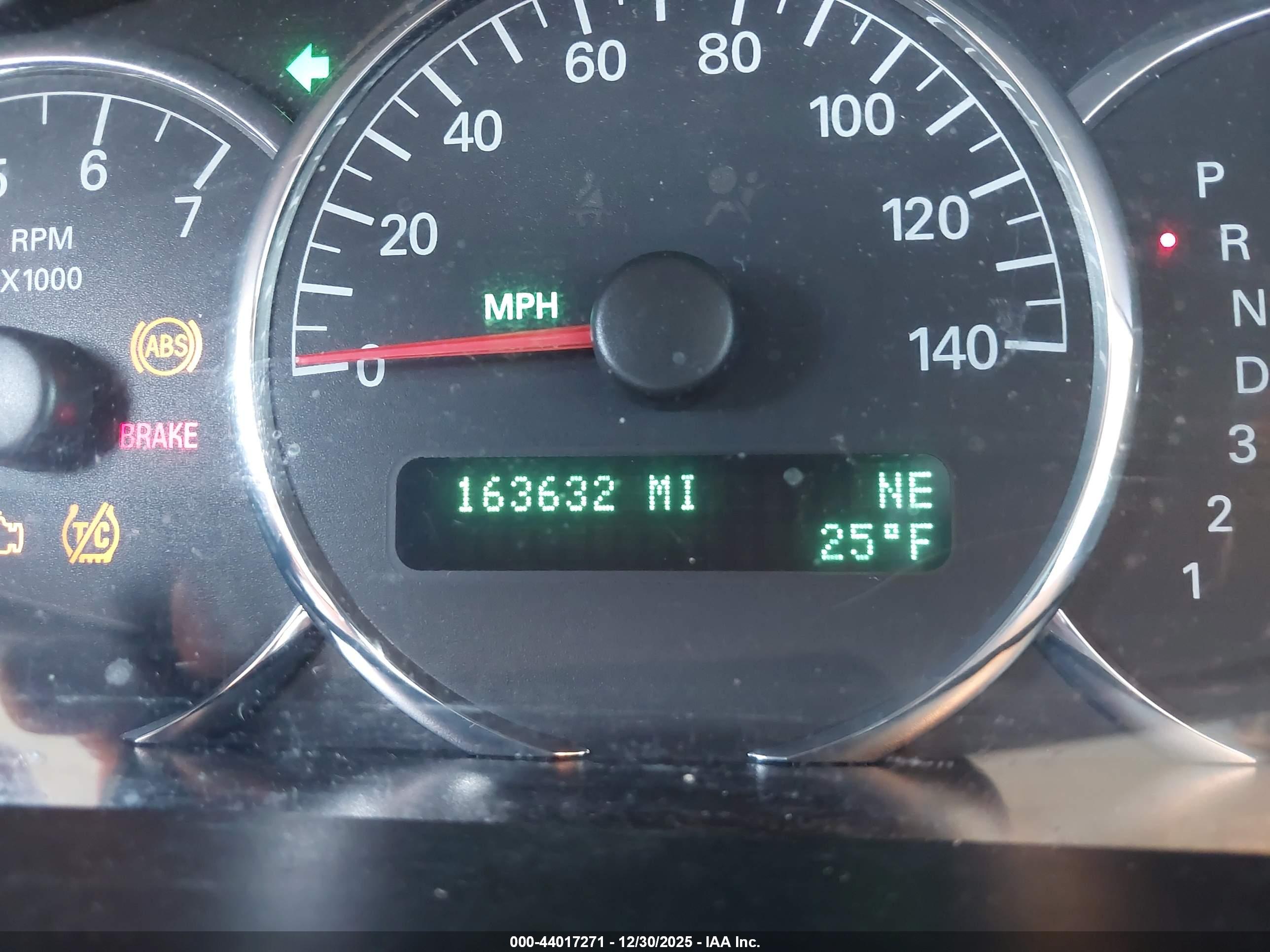 BUICK LACROSSE image 7