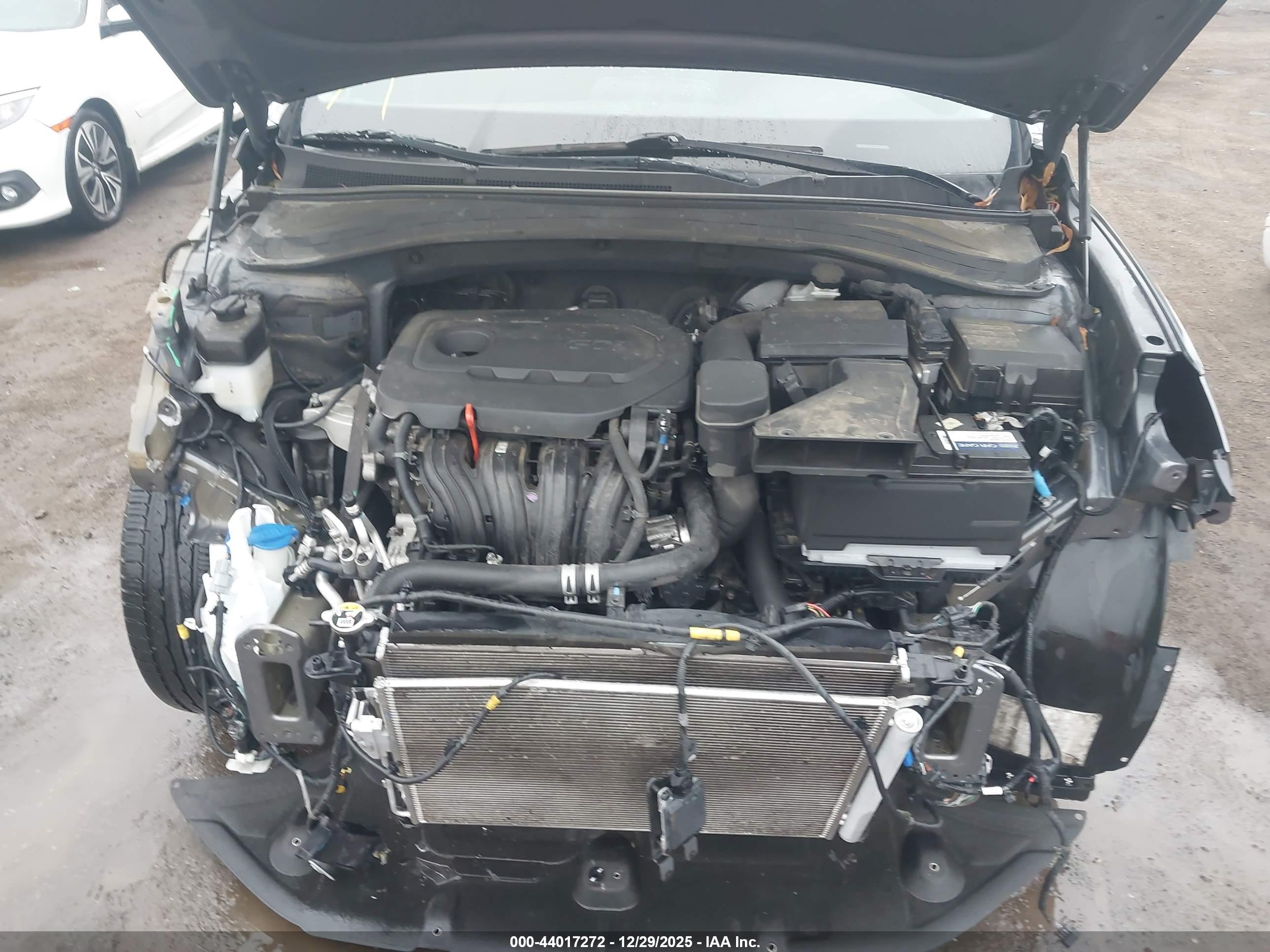 HYUNDAI SANTA image 10