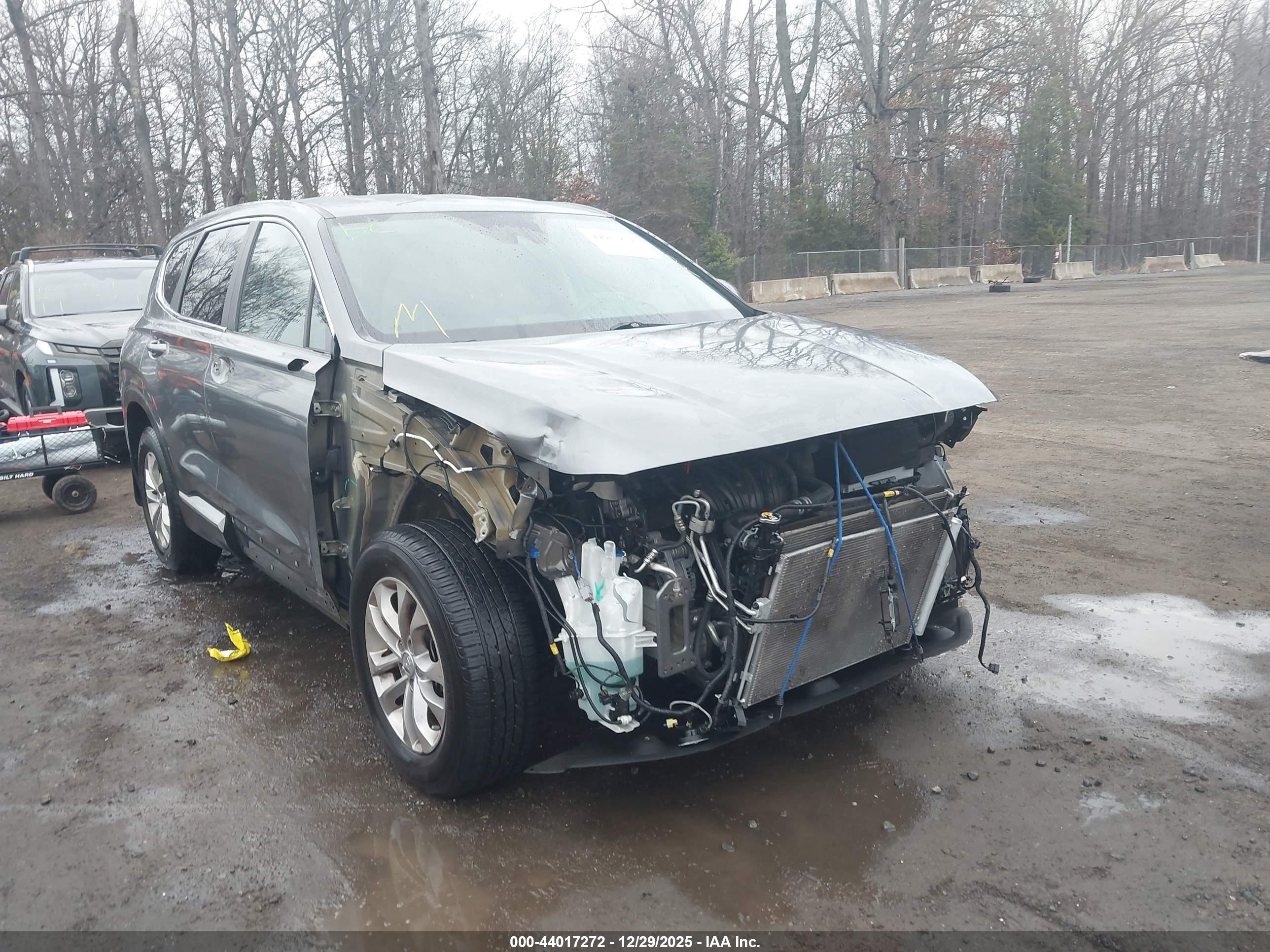 HYUNDAI SANTA image 6