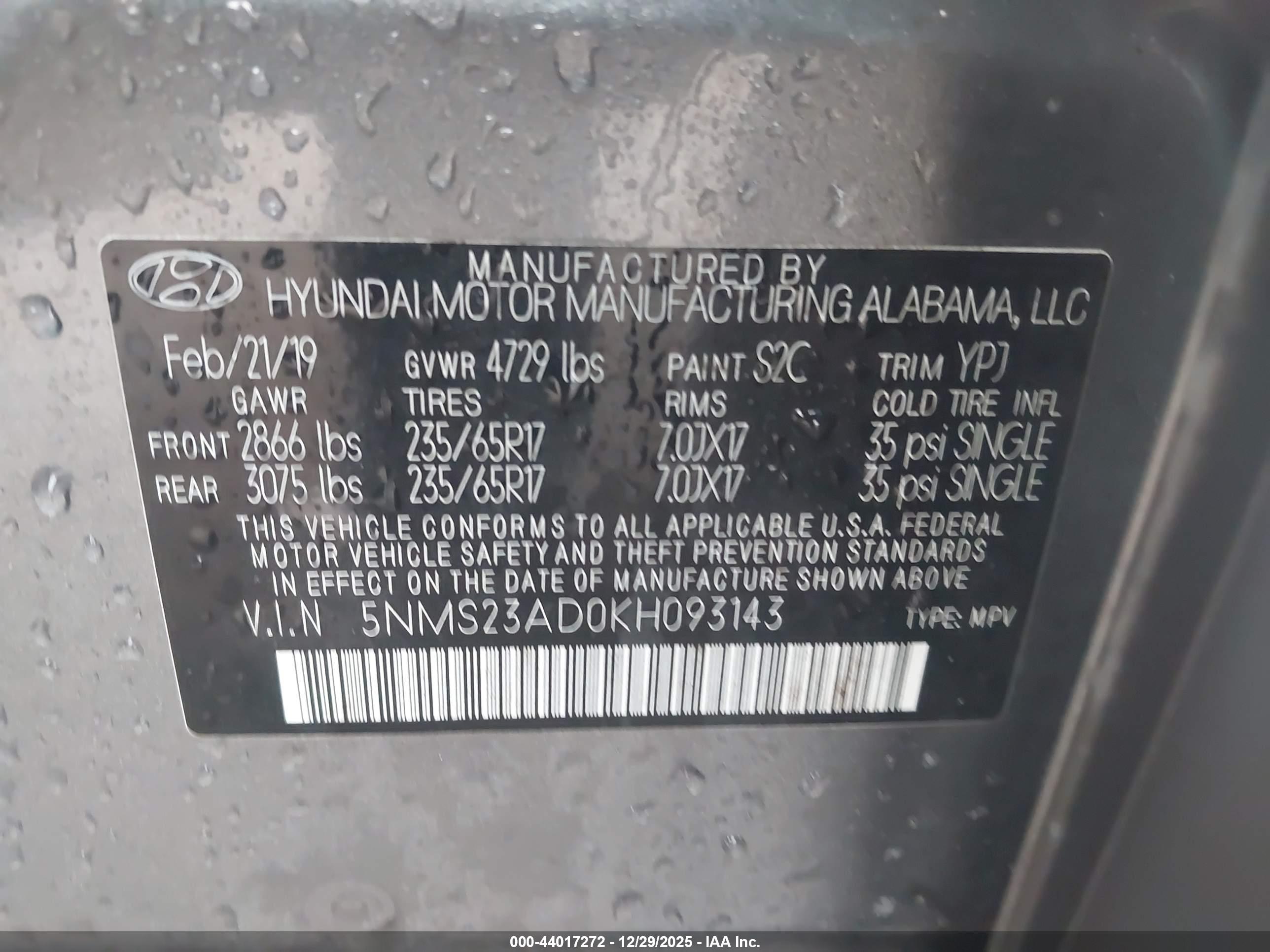HYUNDAI SANTA image 9