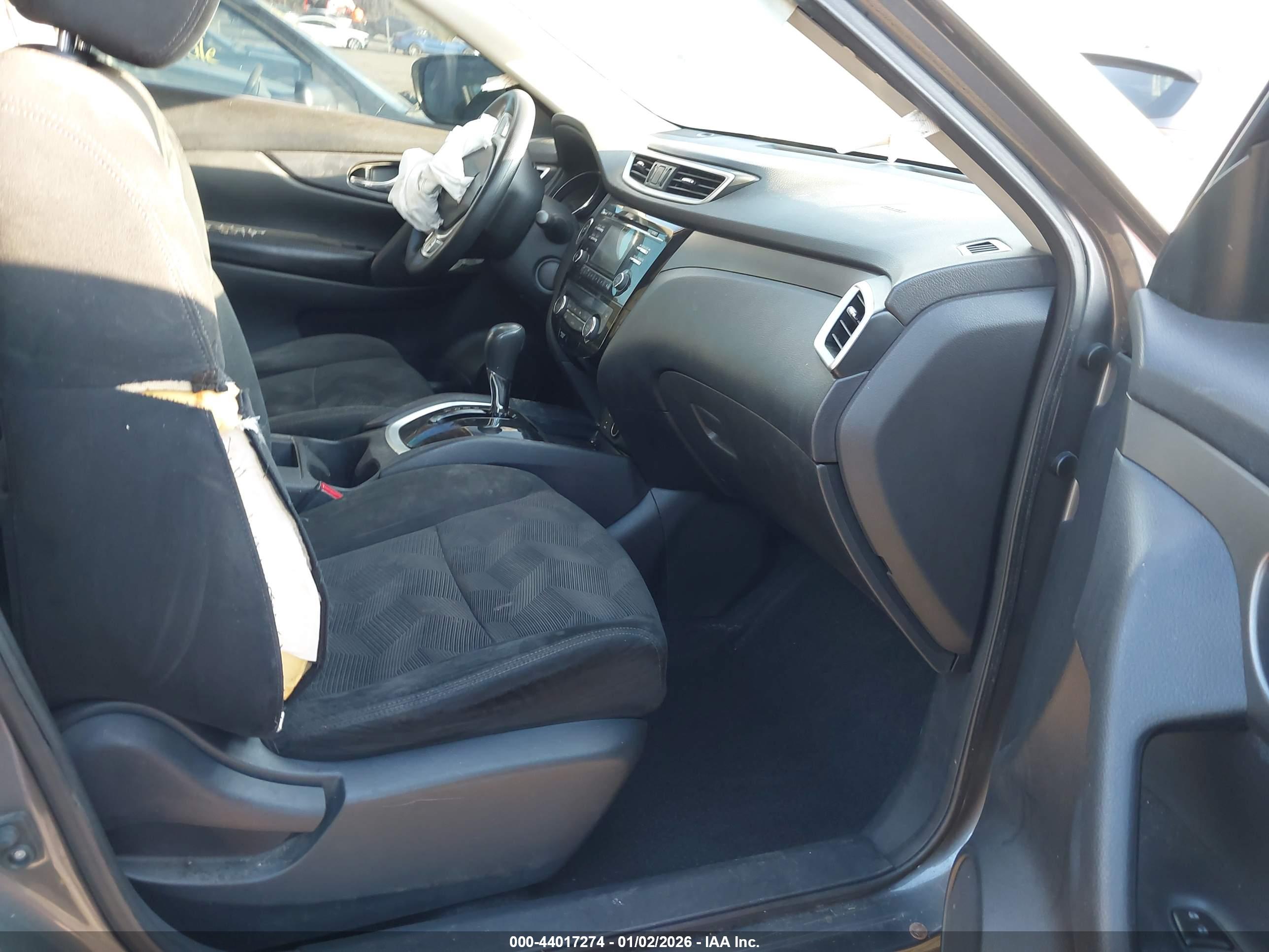 NISSAN ROGUE image 5