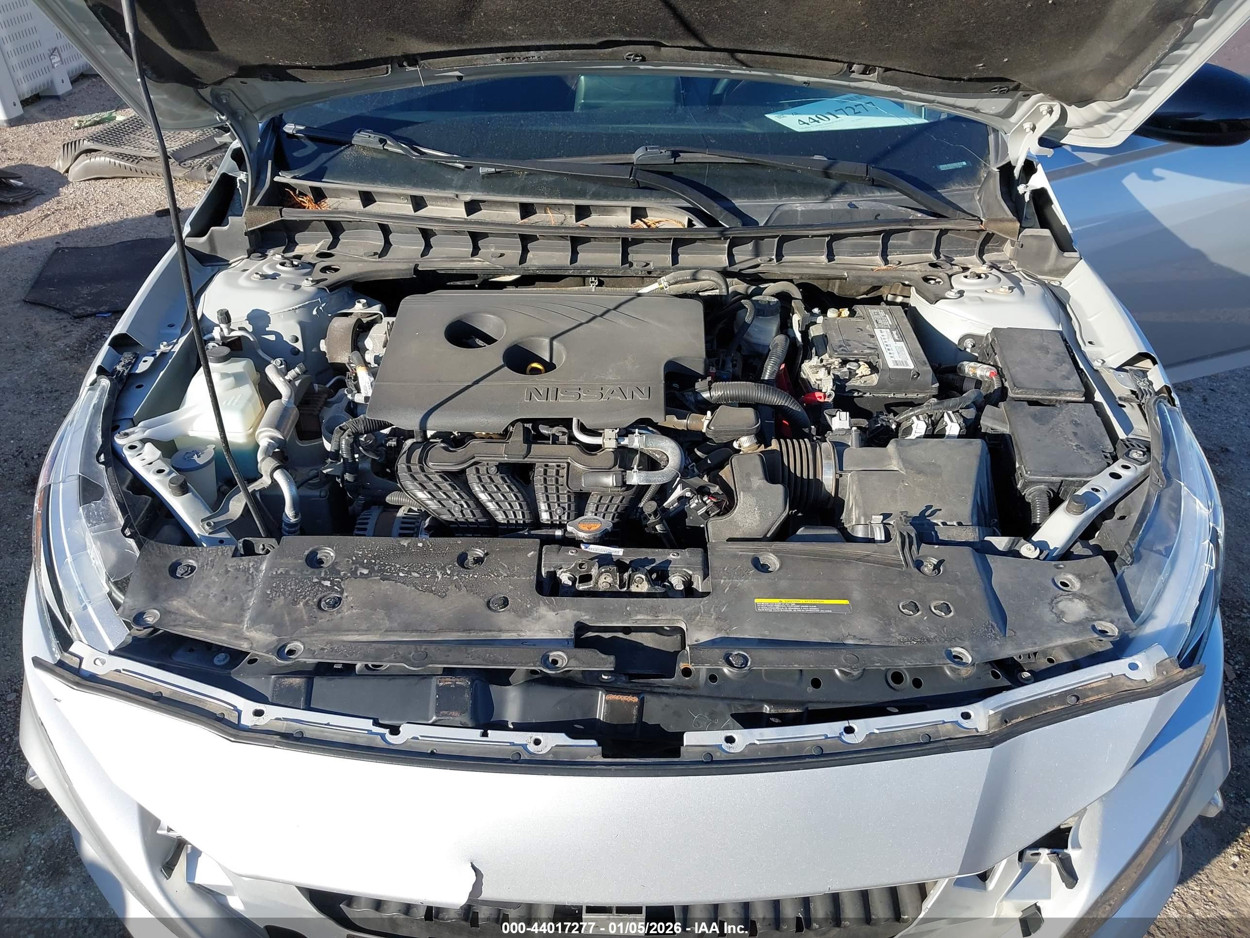 NISSAN ALTIMA image 10