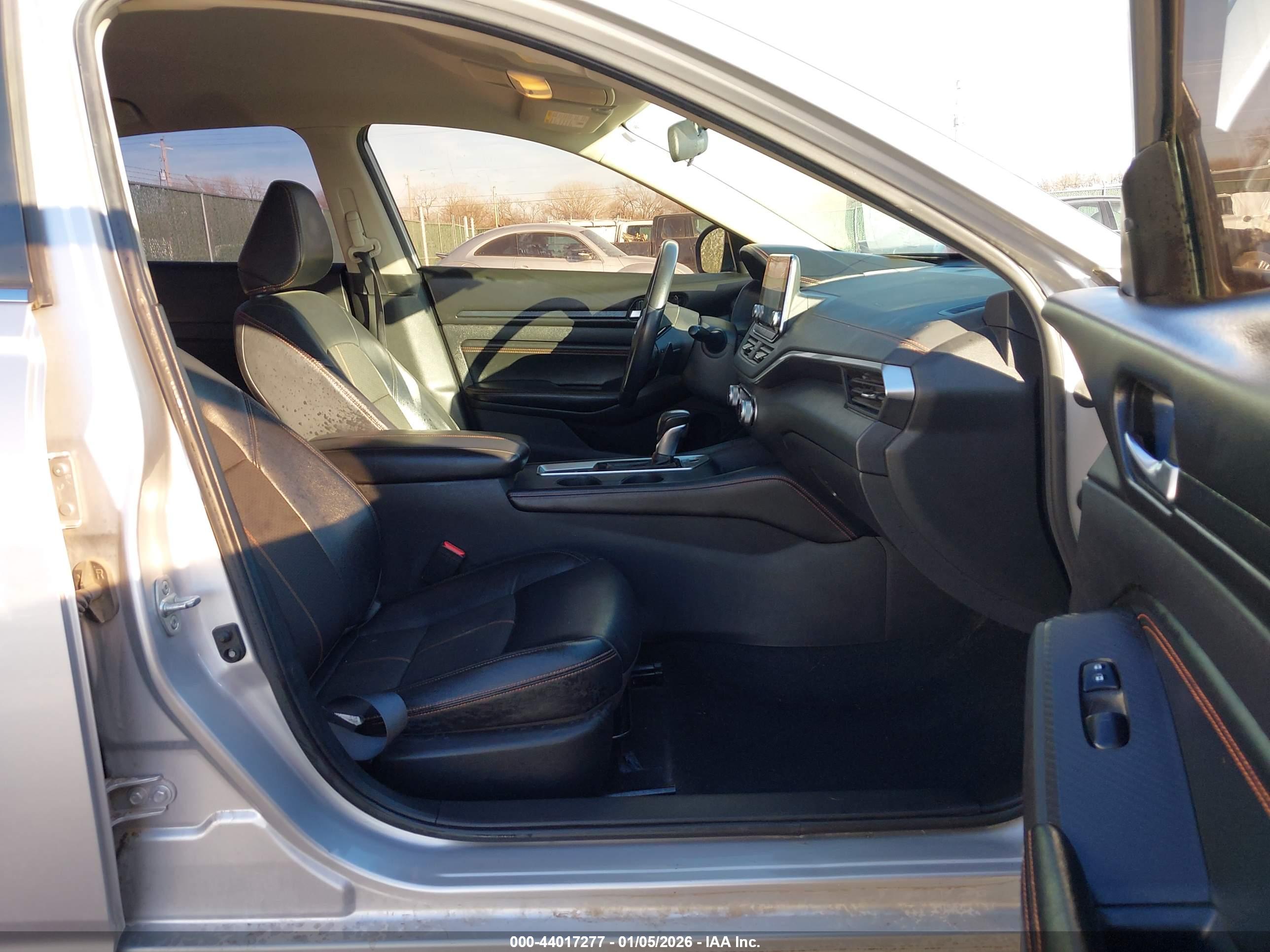 NISSAN ALTIMA image 5