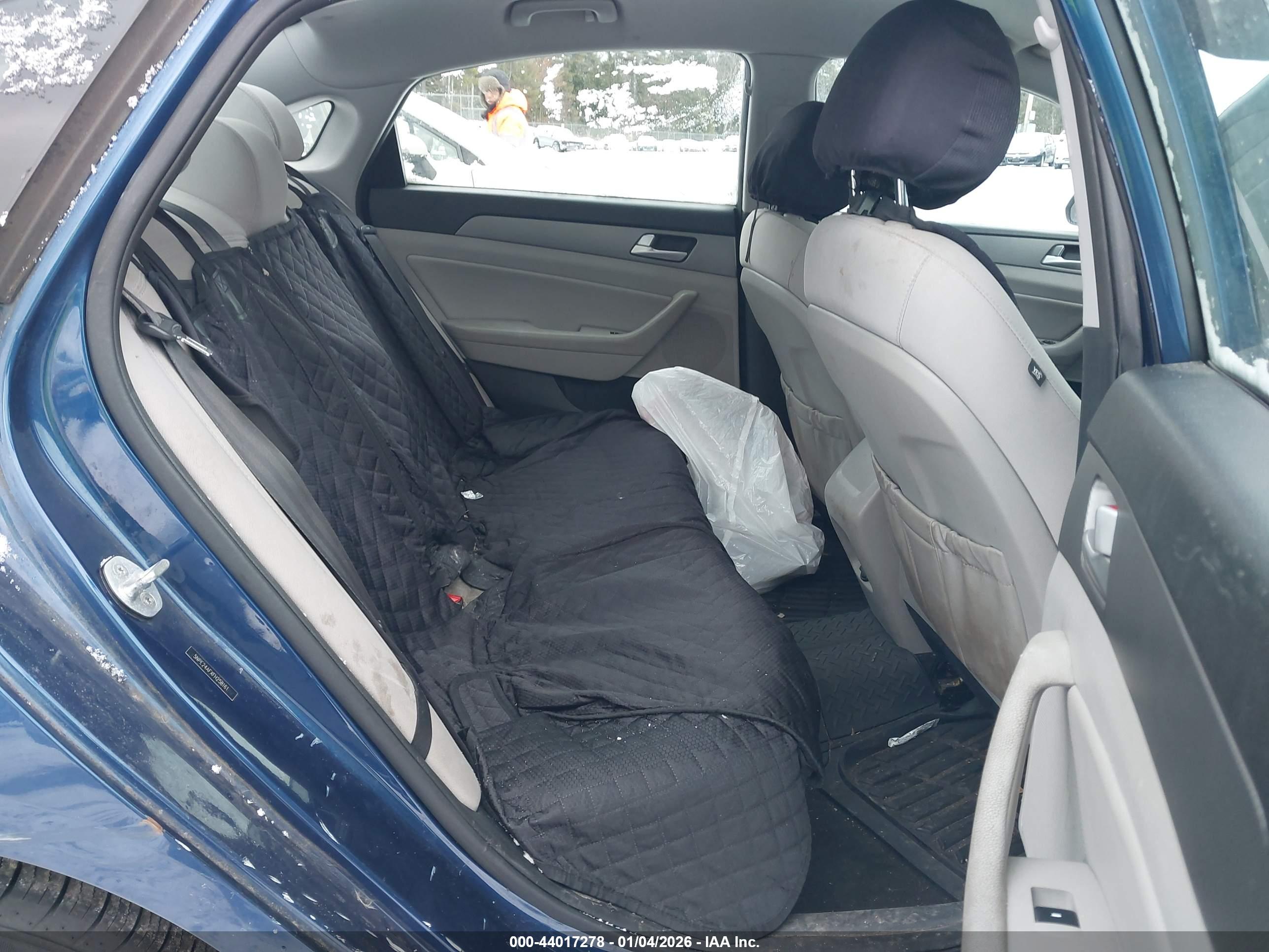 HYUNDAI SONATA image 8