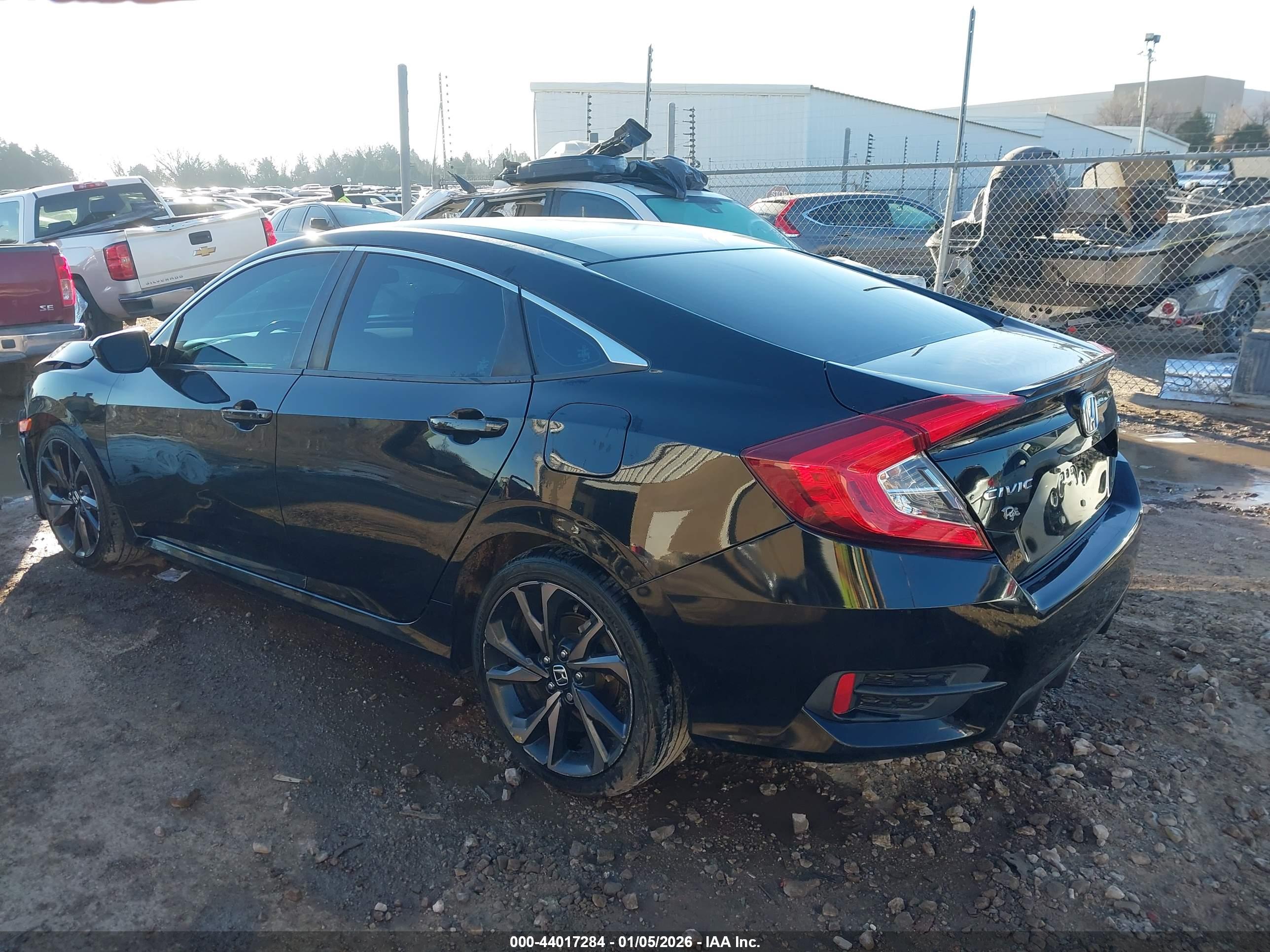 HONDA CIVIC image 3